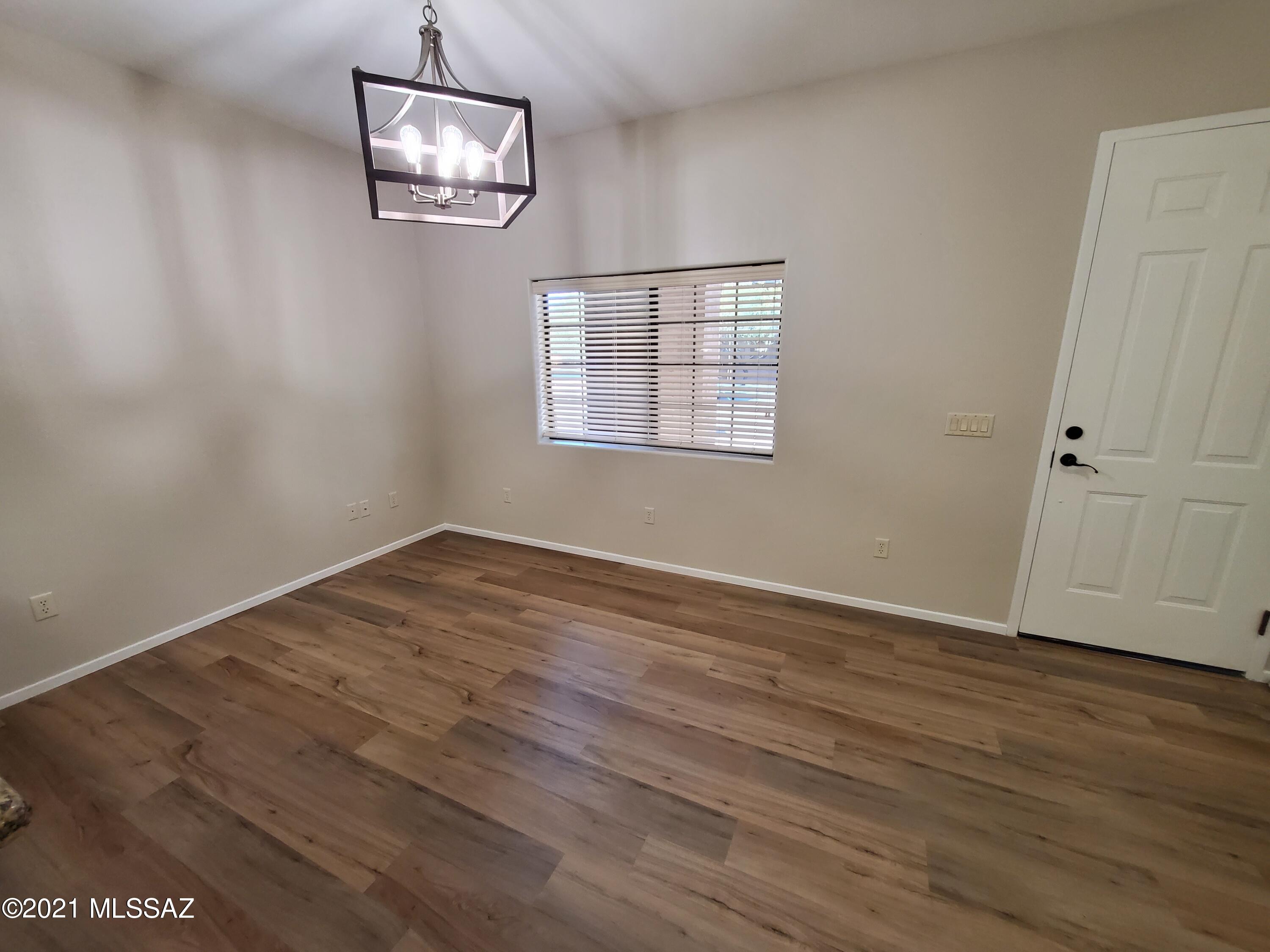 2028 E River Road Unit: 101