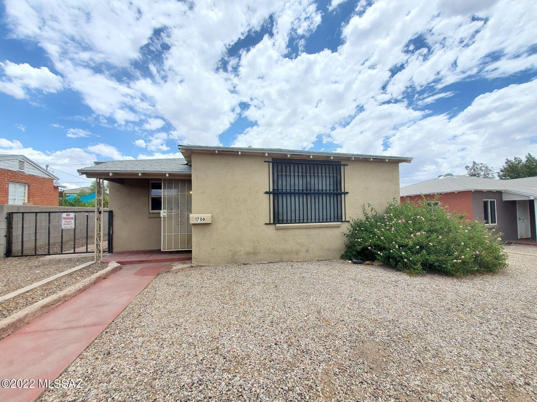 1706 E Grant Road