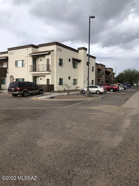 2036 E River Road Unit: 203