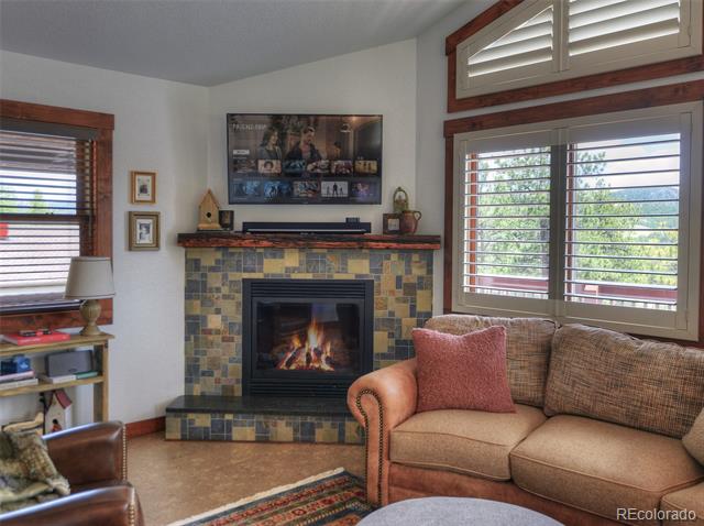 1091 Hackamore Drive