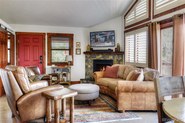 1091 Hackamore Drive
