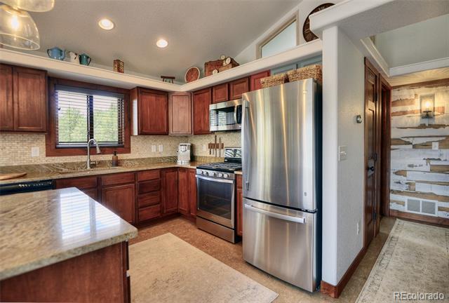 1091 Hackamore Drive
