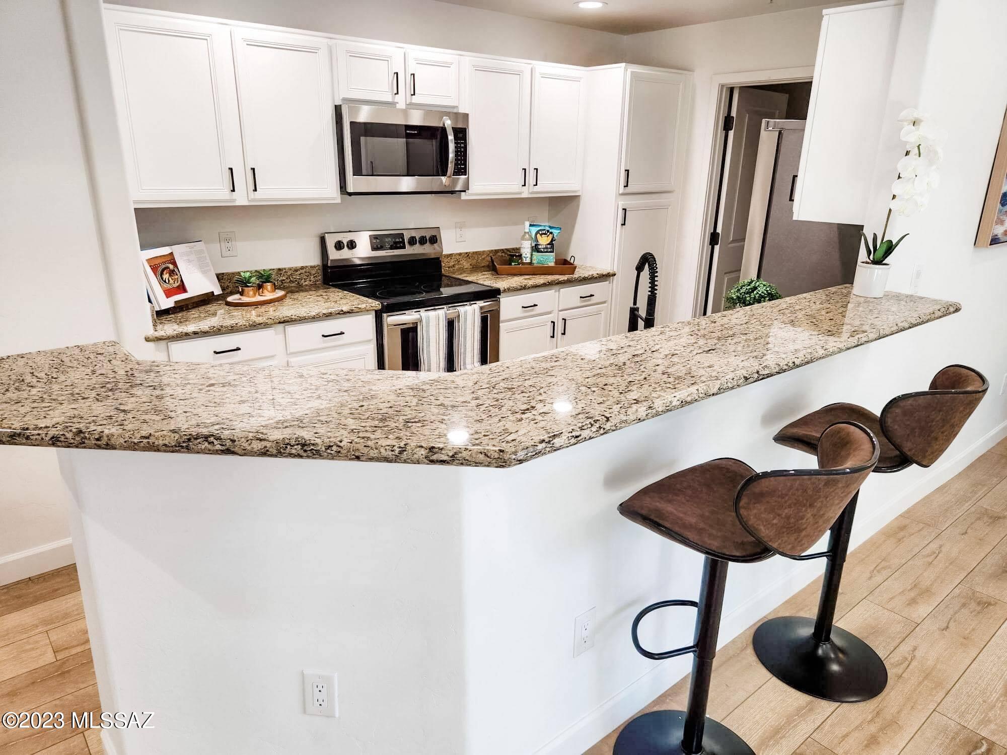 2028 E River Road Unit: 100