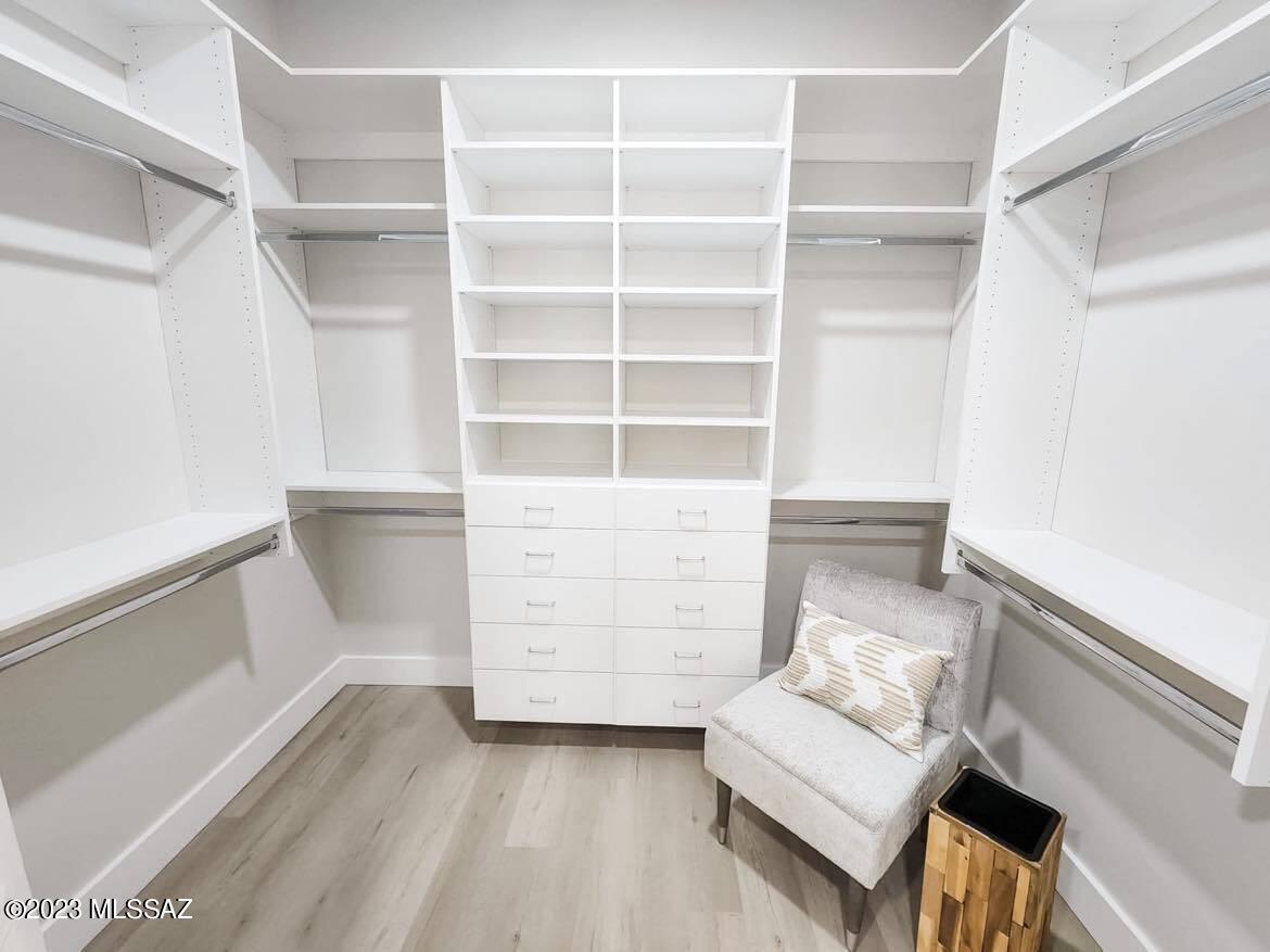 2040 E River Road Unit: 100