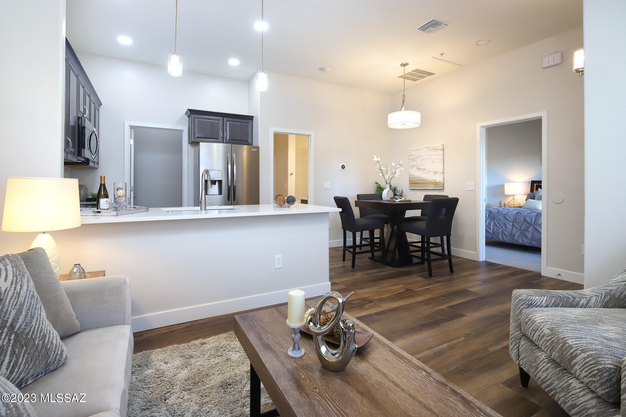2042 E River Road Unit: 204