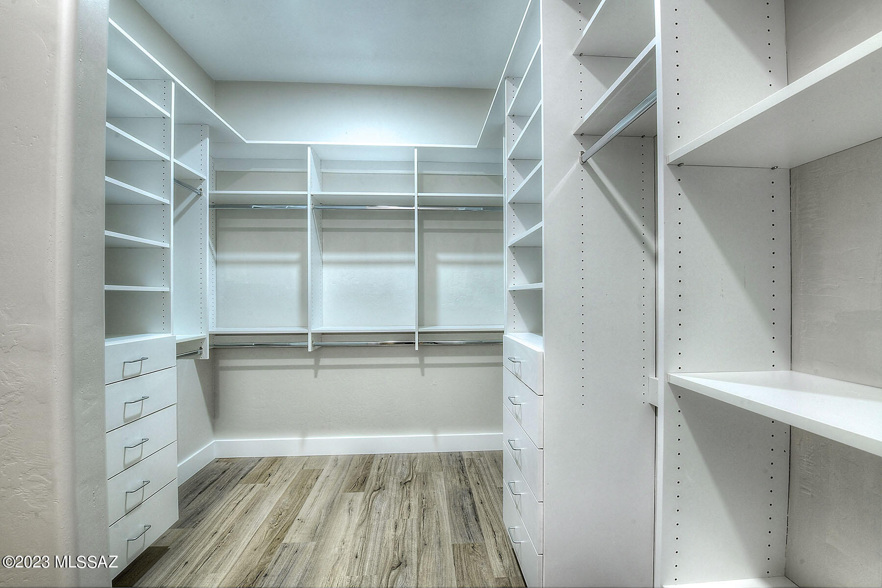 2042 E River Road Unit: 204