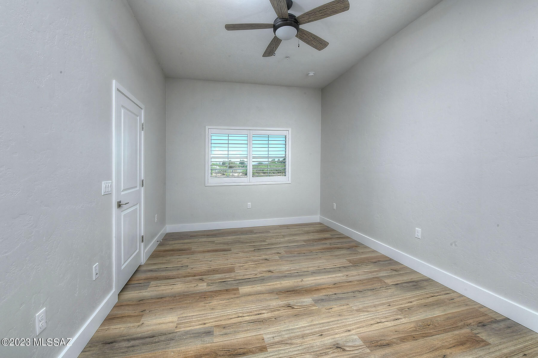 2042 E River Road Unit: 204