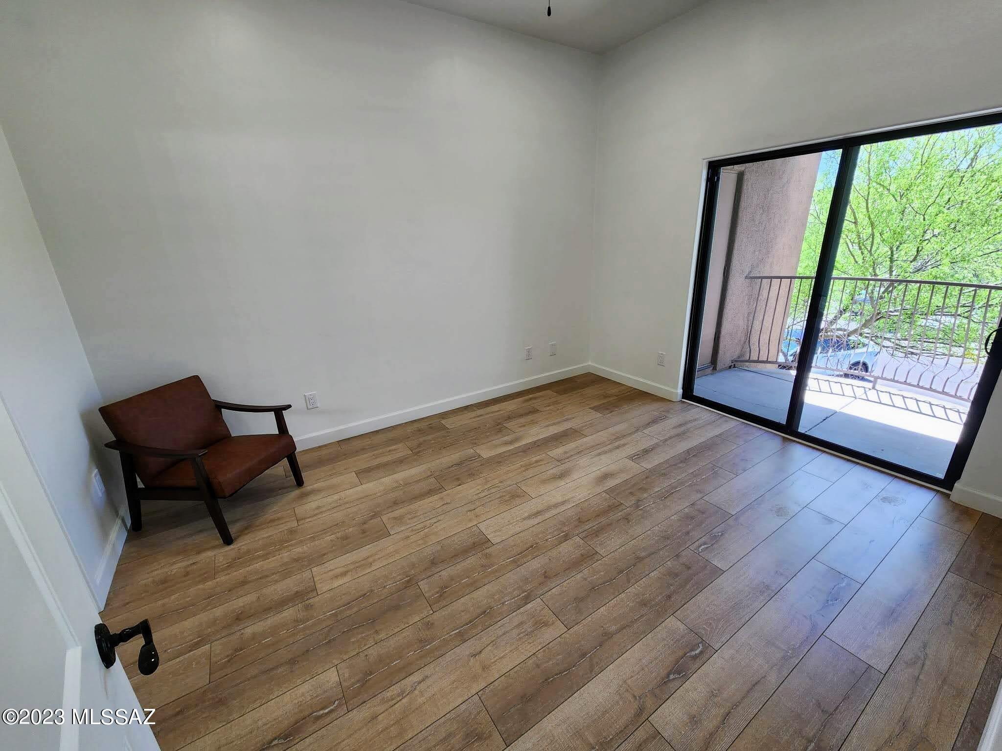 2026 E River Road Unit: 202