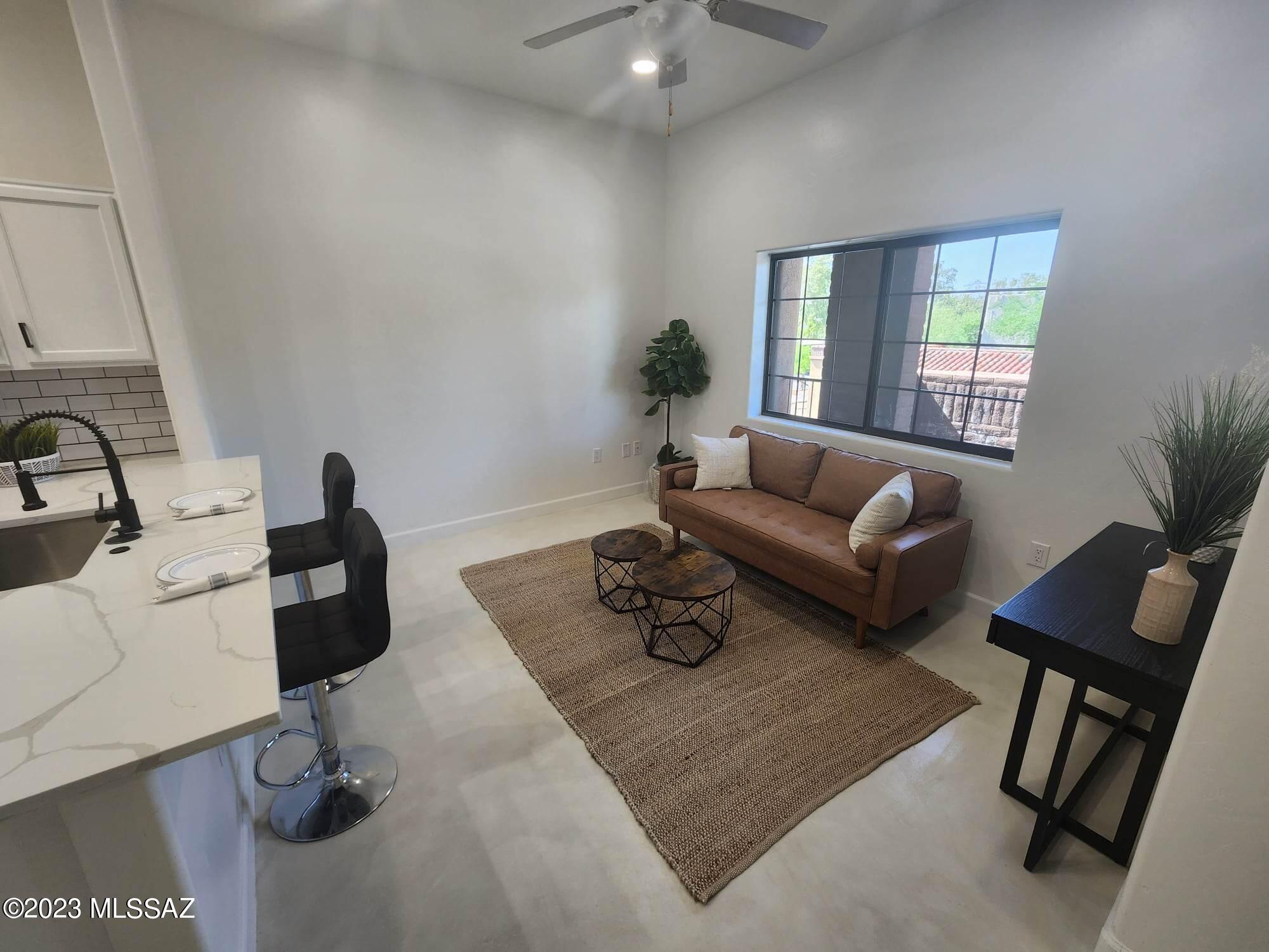 2010 E River Road Unit: 204