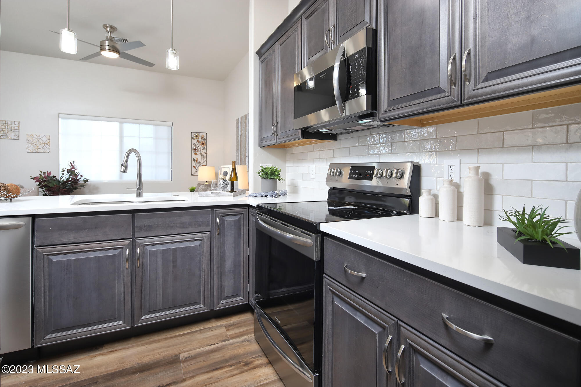 2038 E River Road Unit: 204