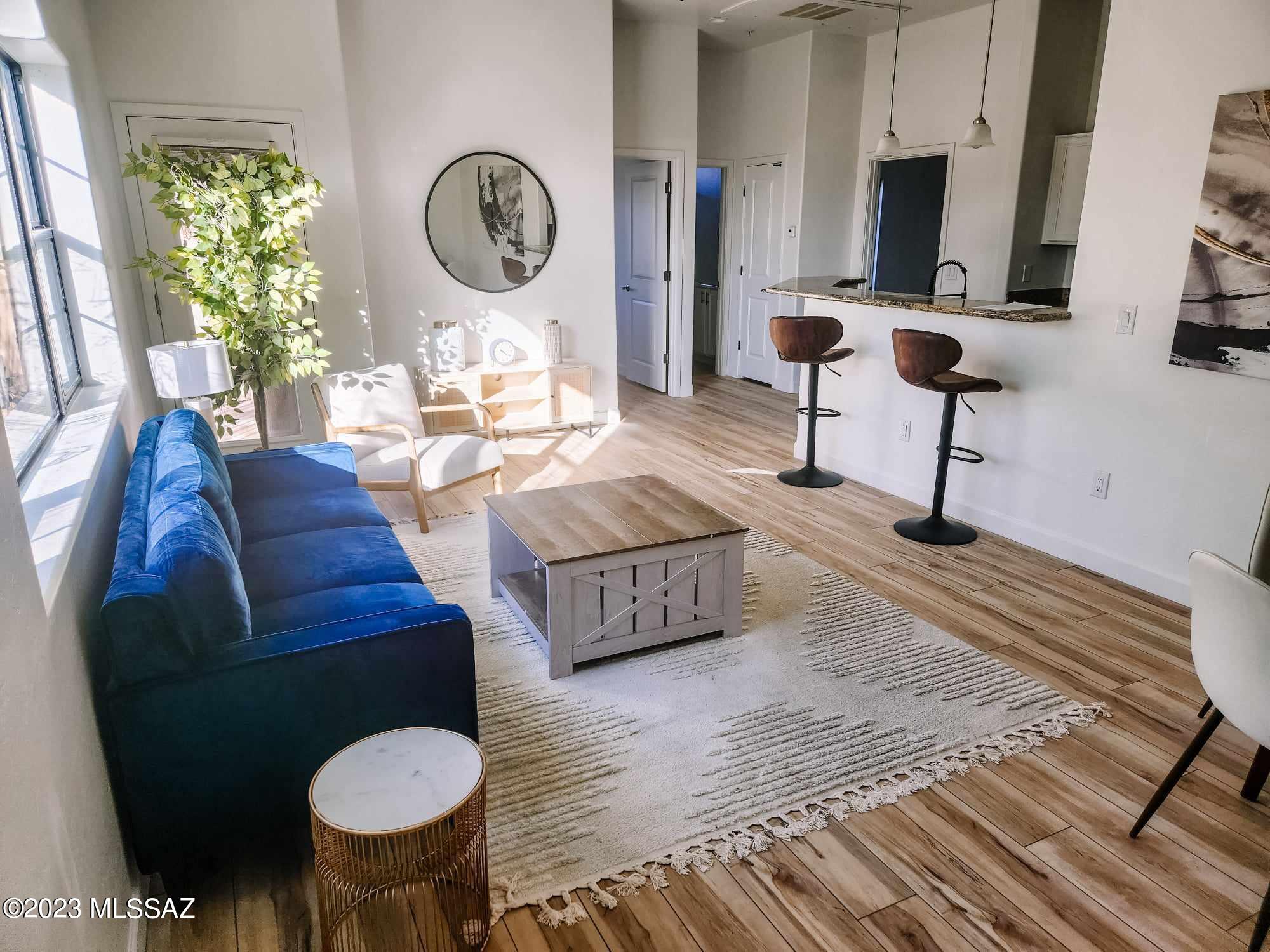 2028 E River Road Unit: 200