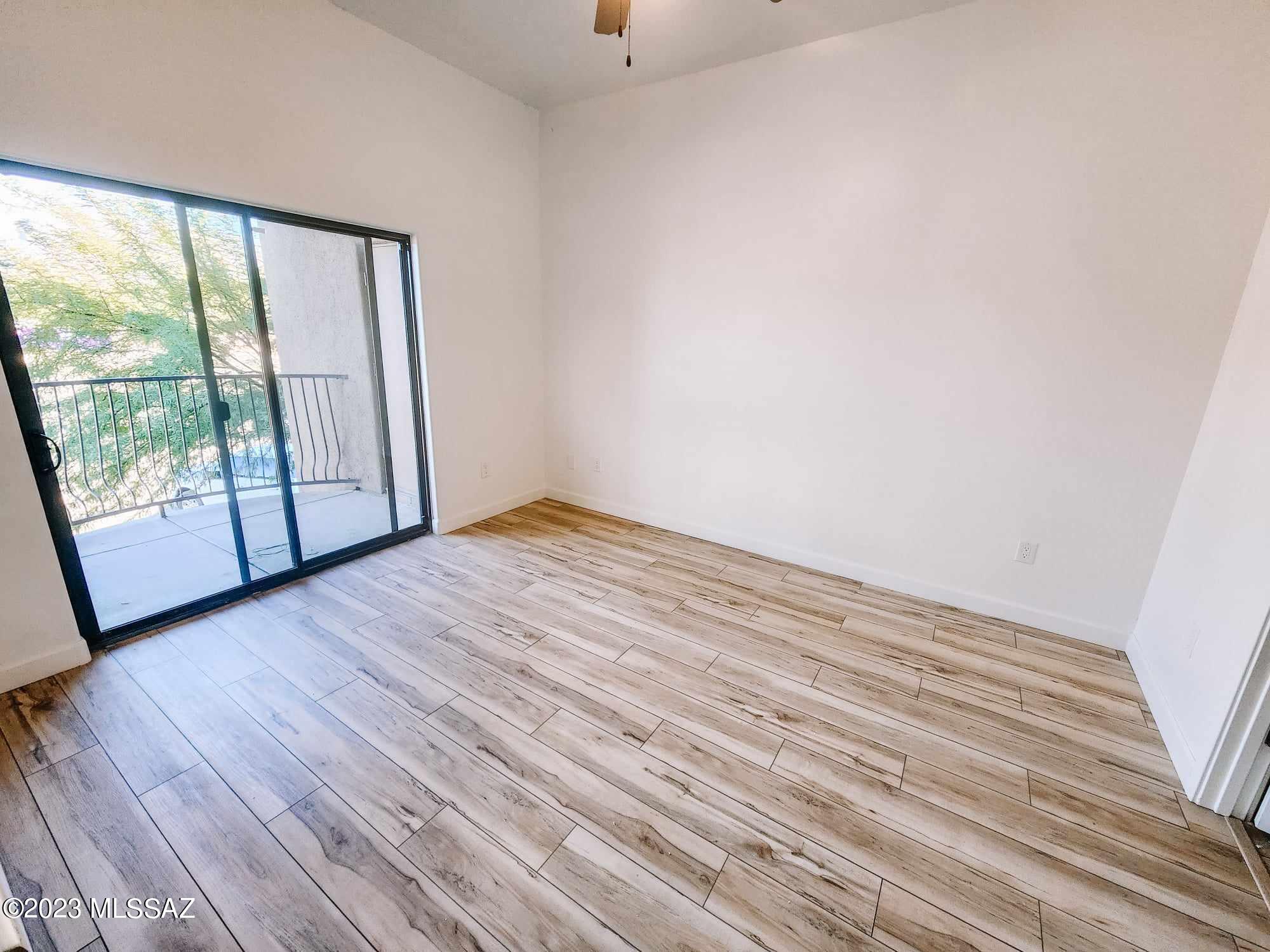 2028 E River Road Unit: 200