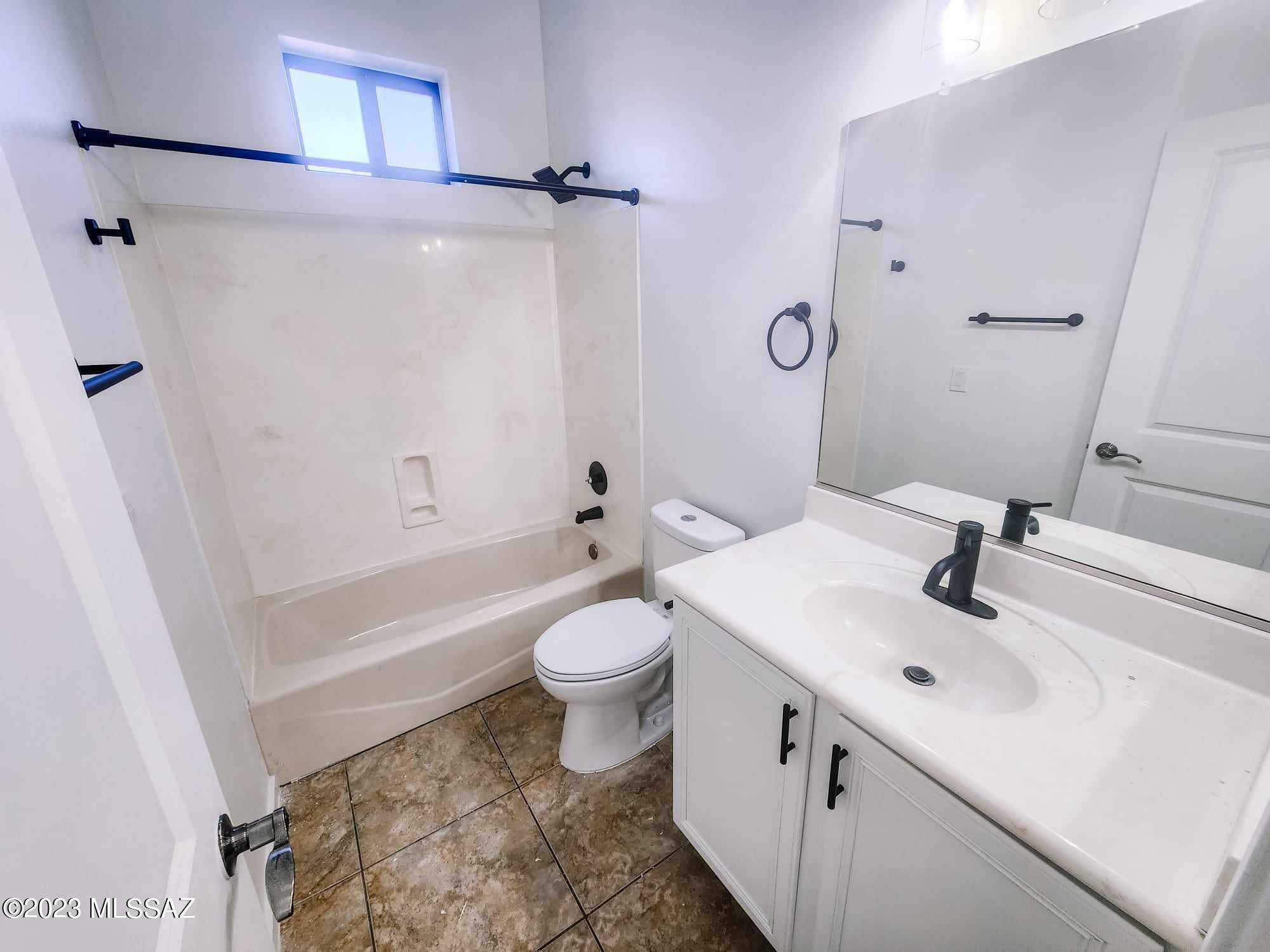 2028 E River Road Unit: 200