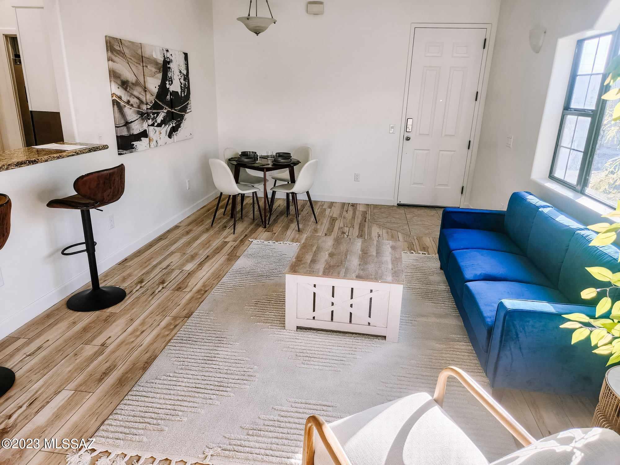 2028 E River Road Unit: 200