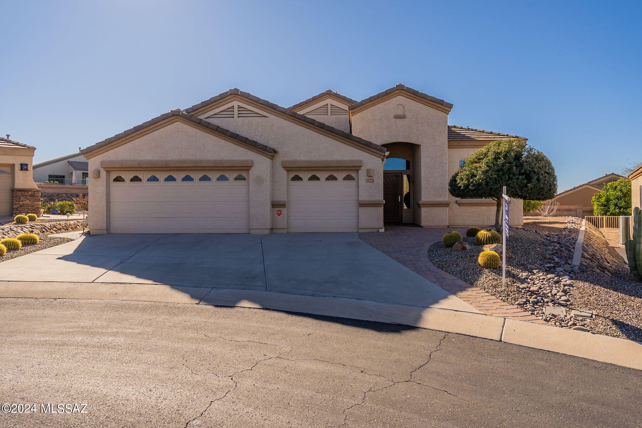 5341 W Calico Cactus Court