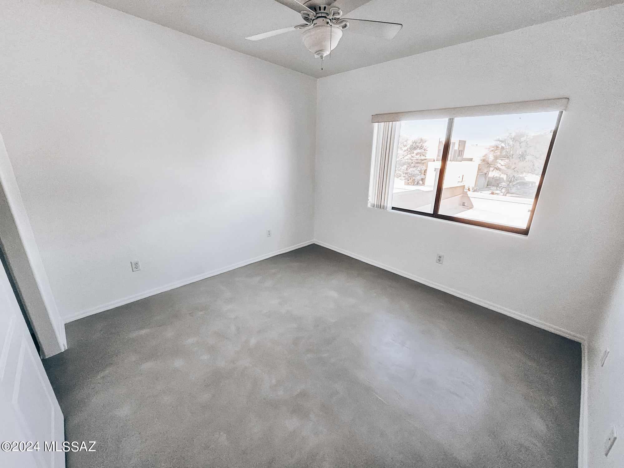 4158 N Fortune Loop