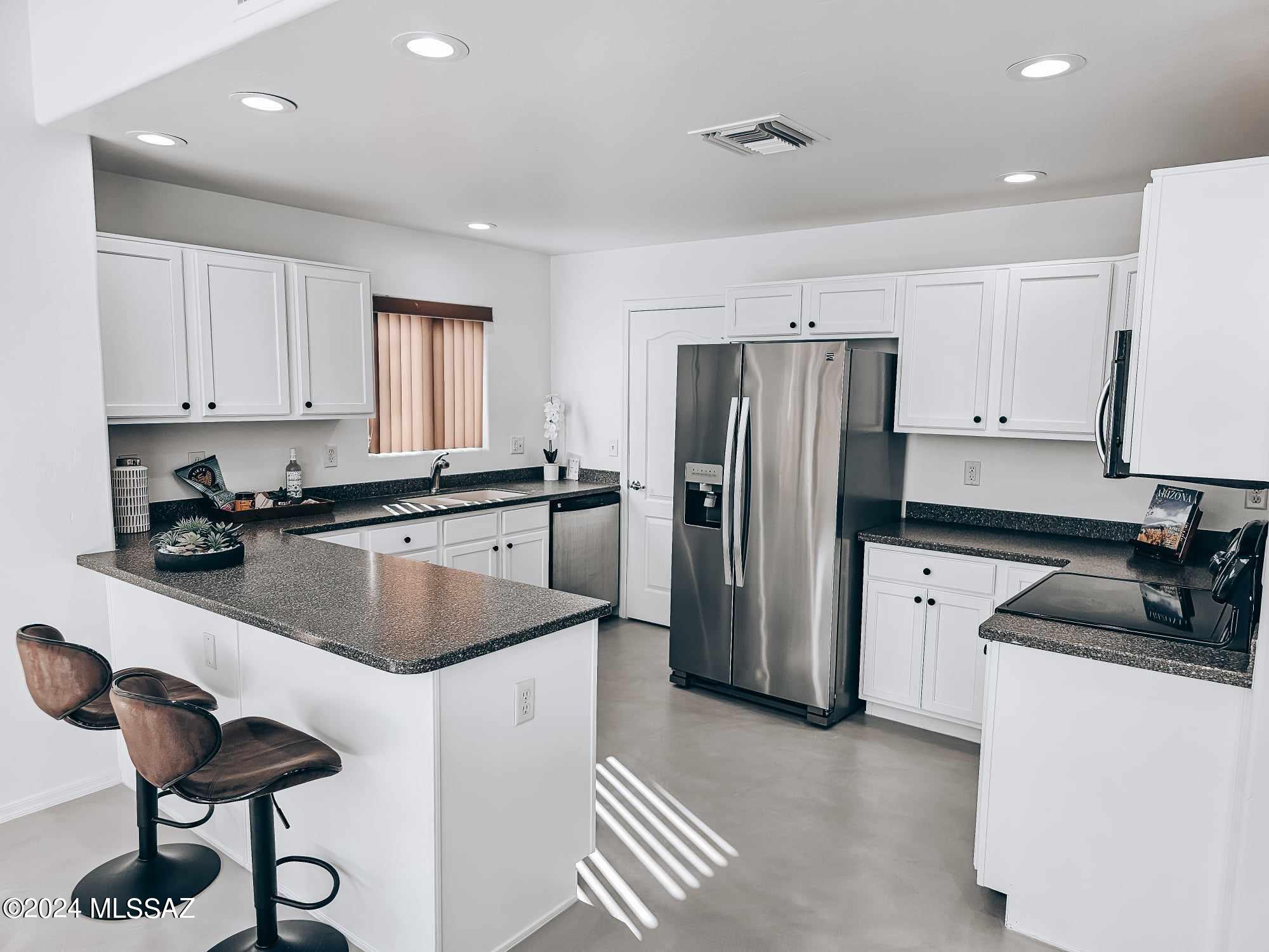 4158 N Fortune Loop