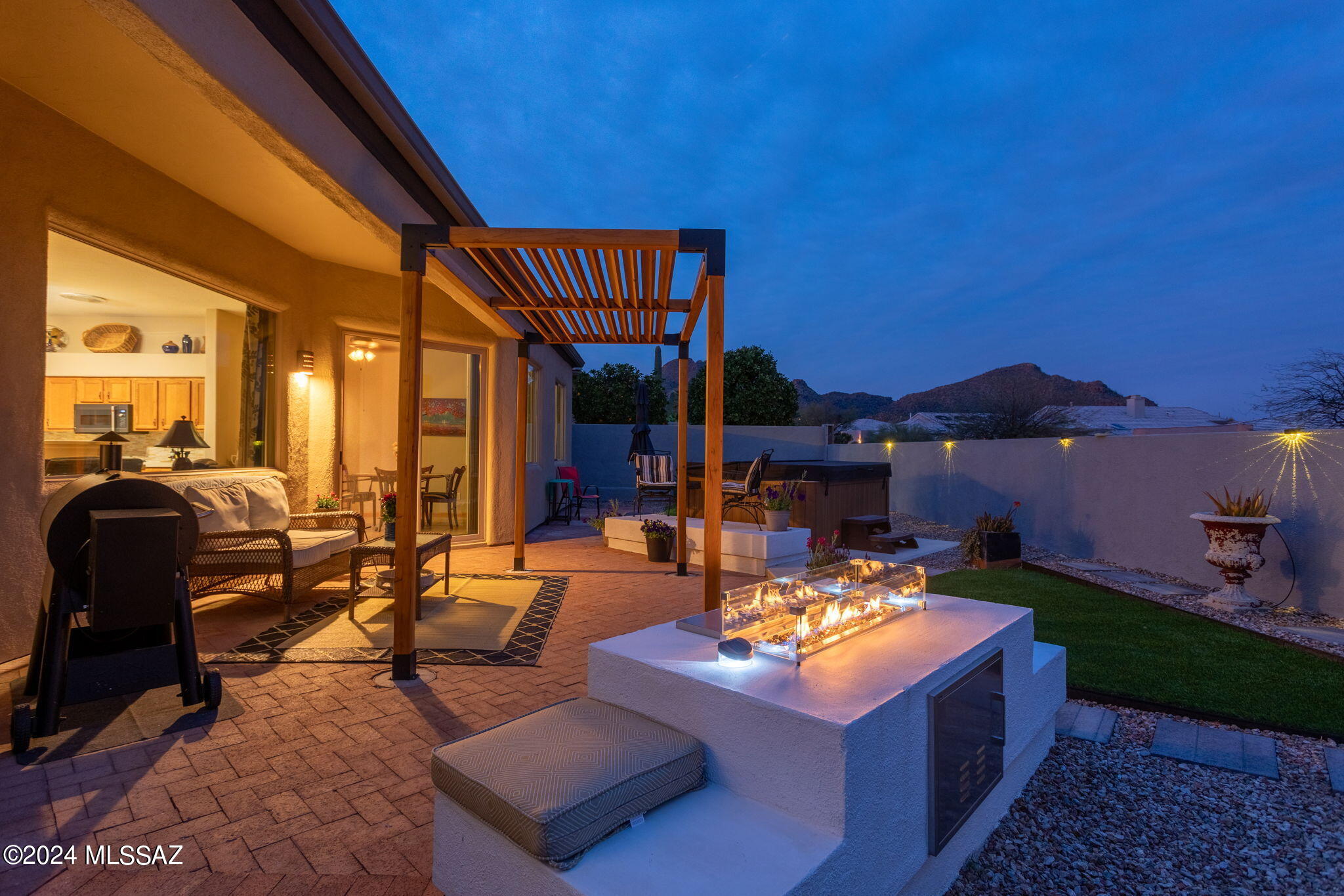 4784 W Pier Mountain Place