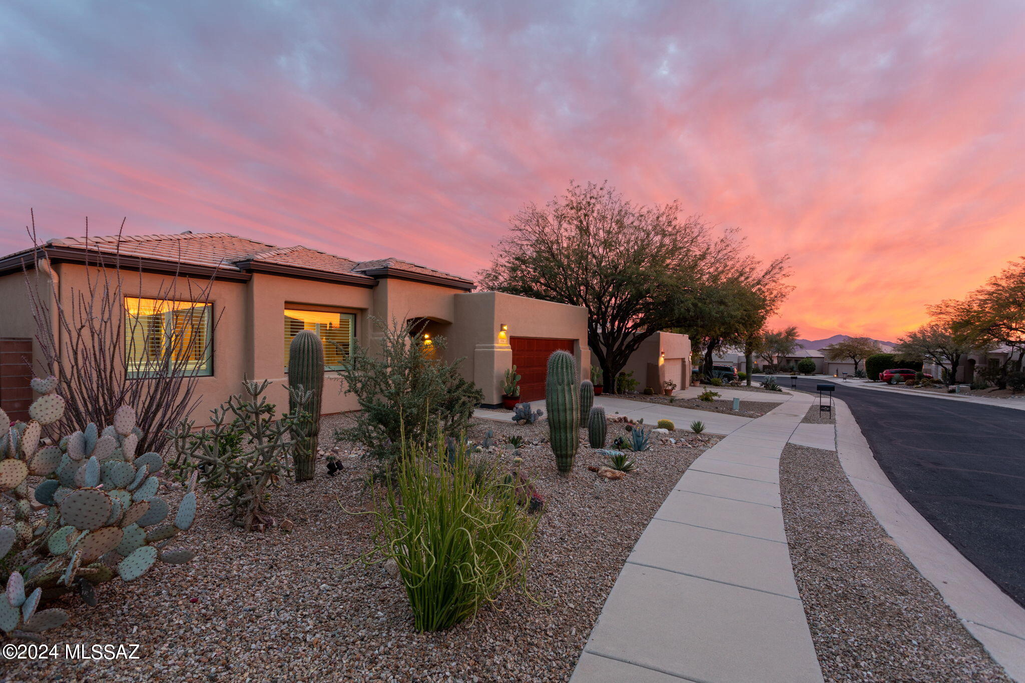 4784 W Pier Mountain Place