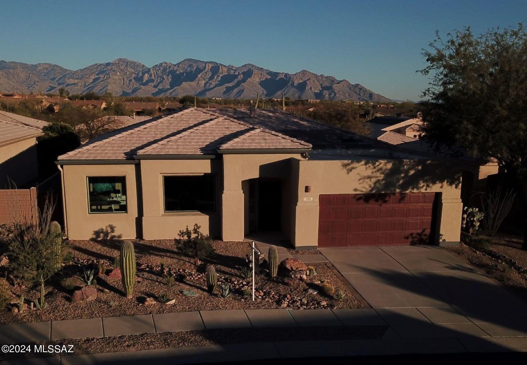4784 W Pier Mountain Place