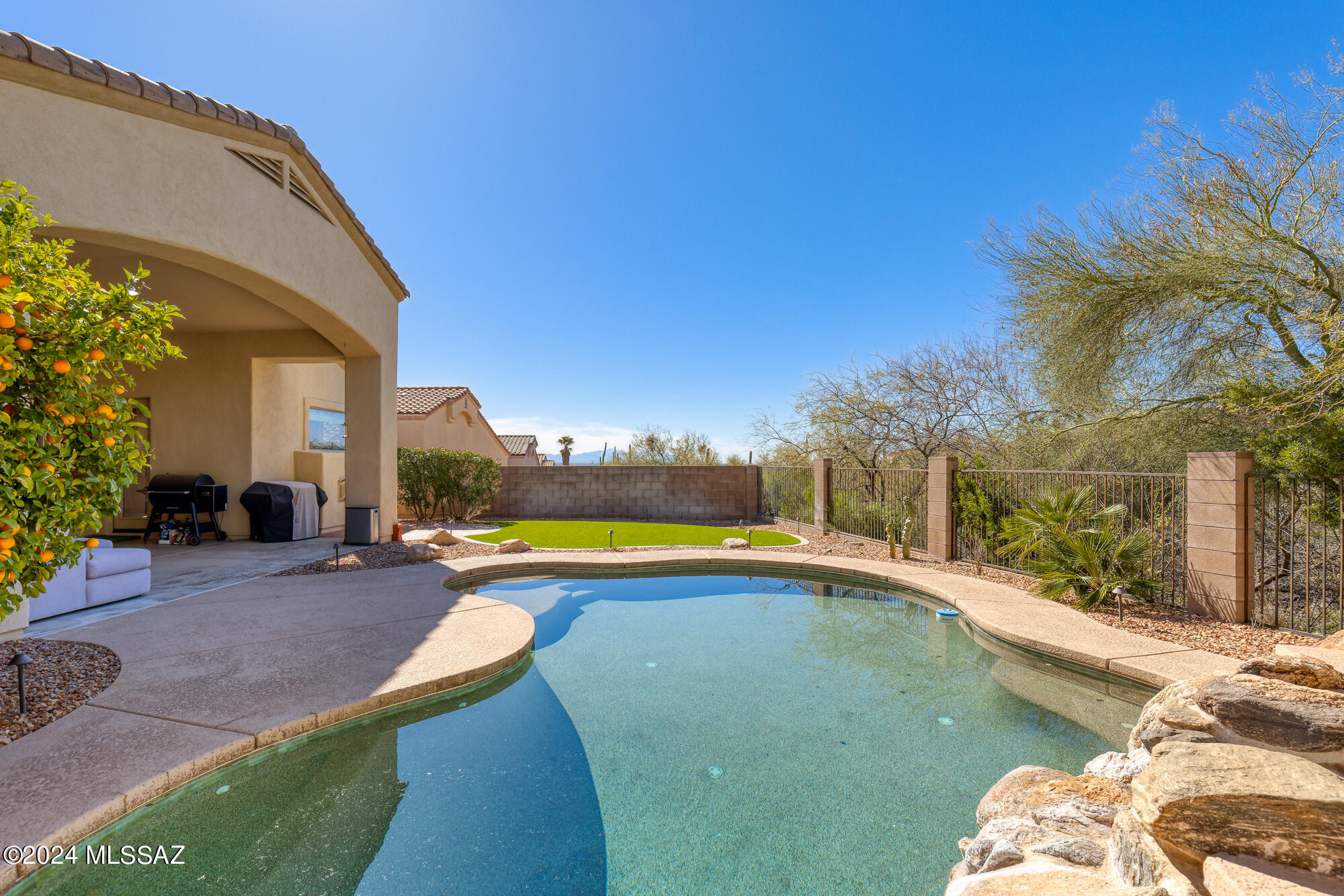 5315 N Fairway Heights Drive