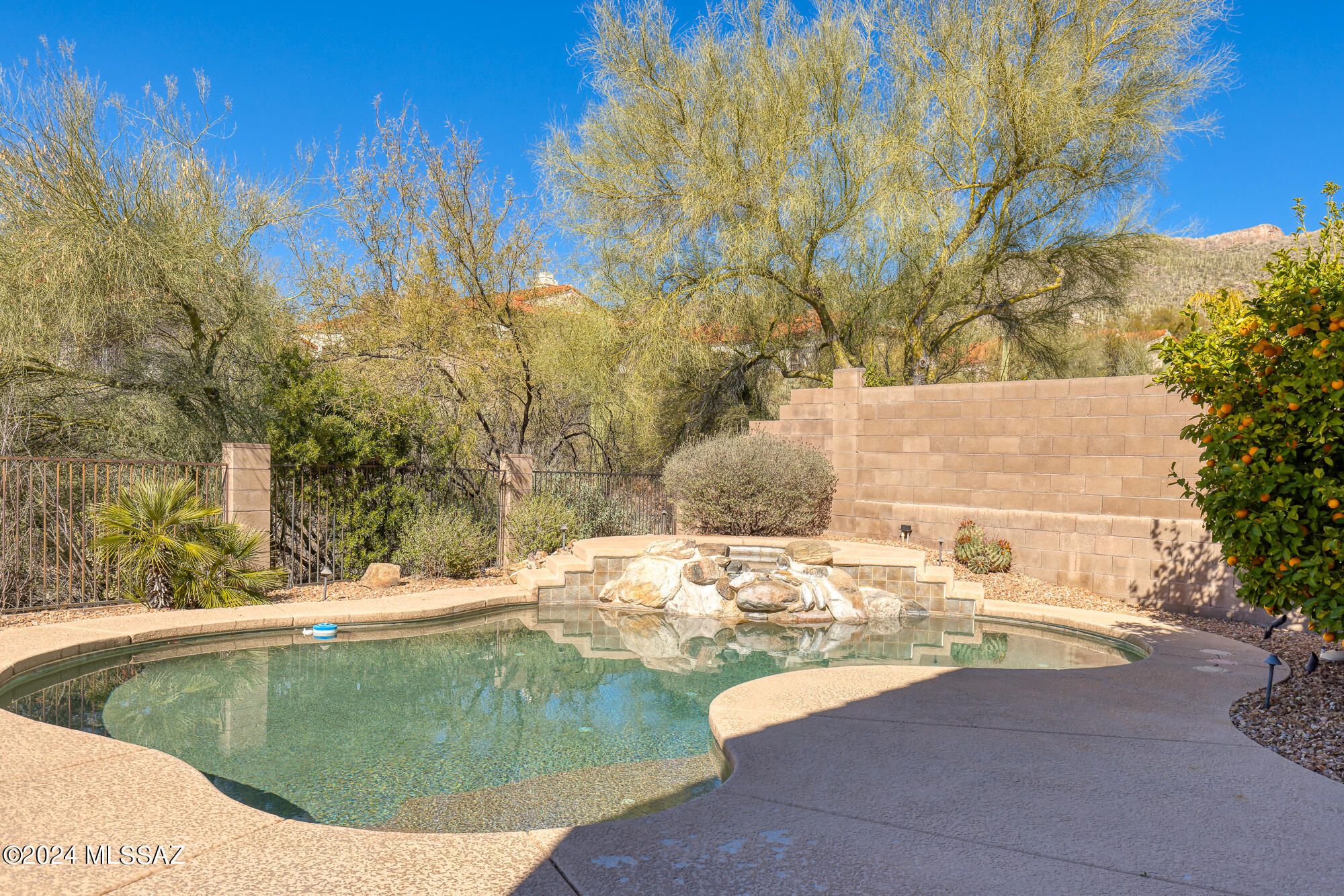 5315 N Fairway Heights Drive