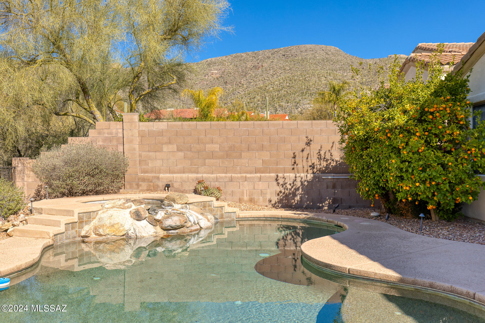 5315 N Fairway Heights Drive