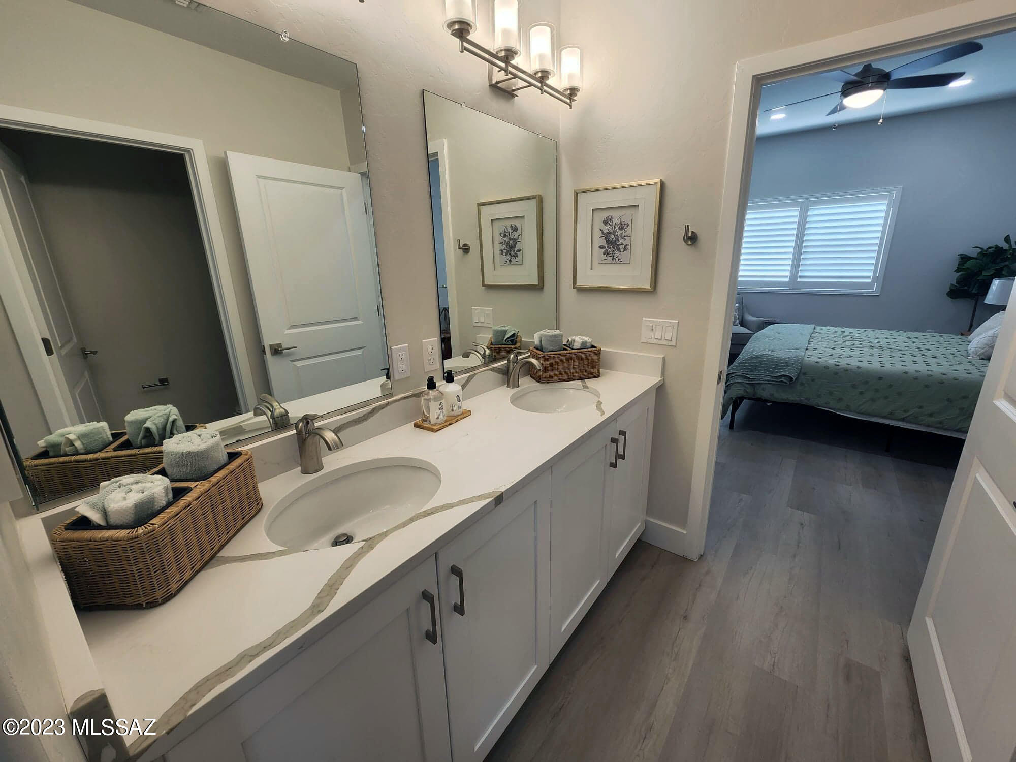 2032 E River Road Unit: 200