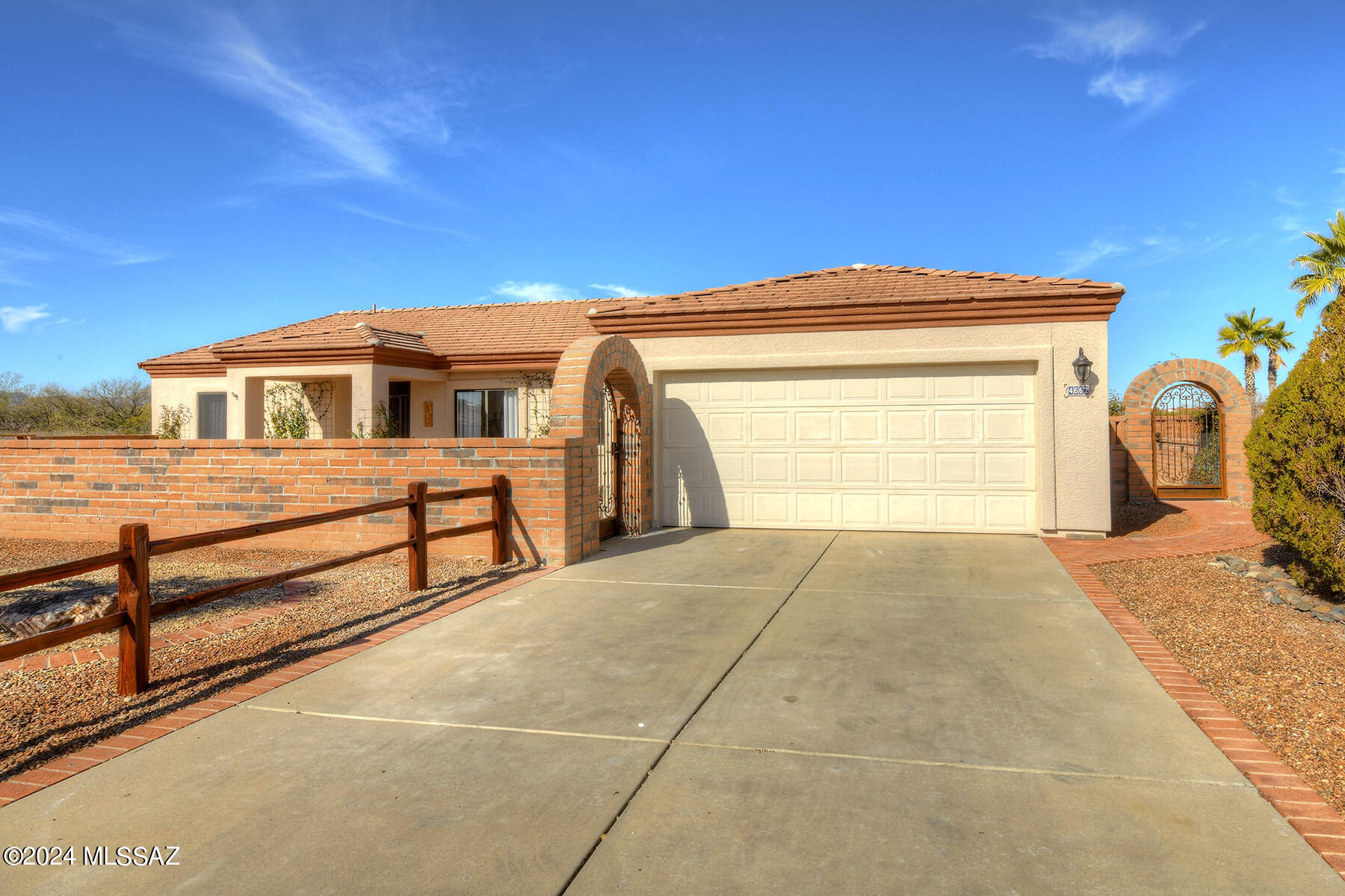 4662 S Desert Grove Court