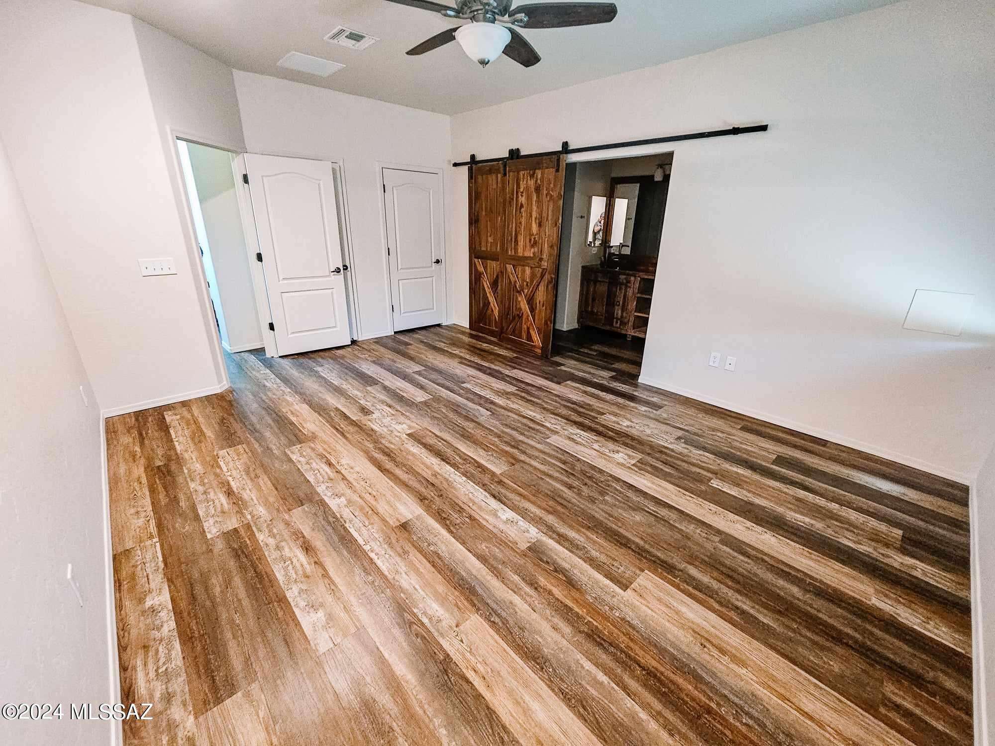 2405 E Autumn Flower Drive