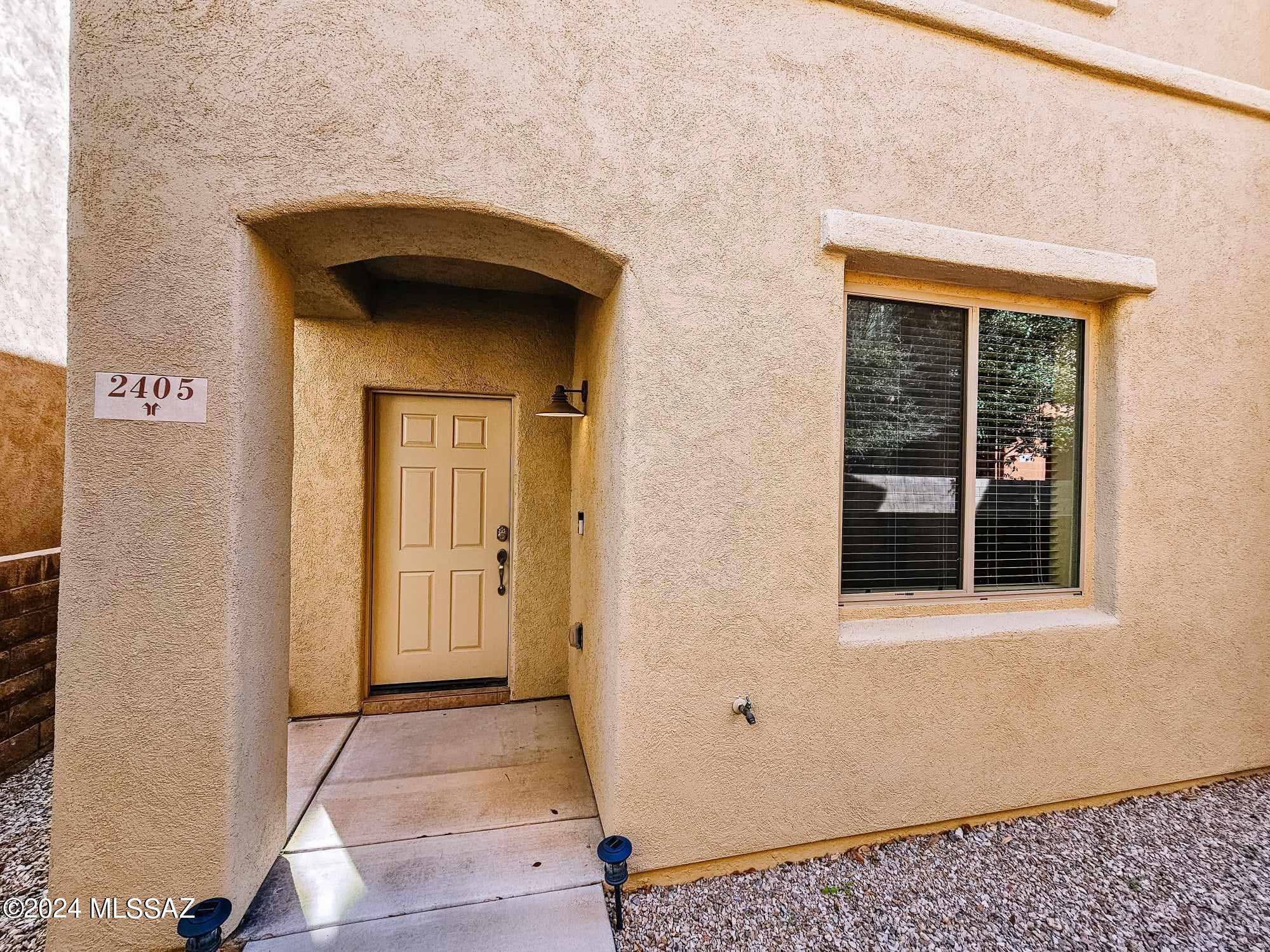 2405 E Autumn Flower Drive