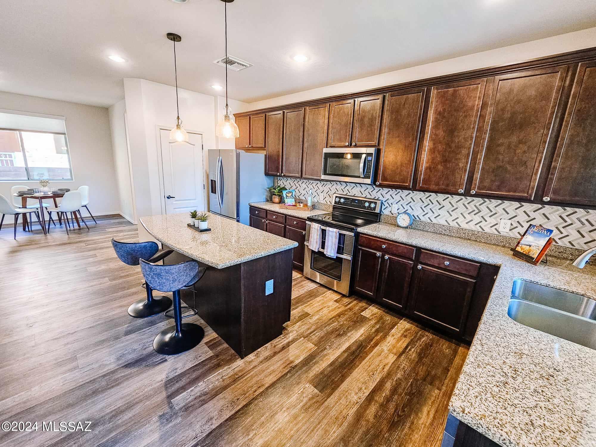 2405 E Autumn Flower Drive