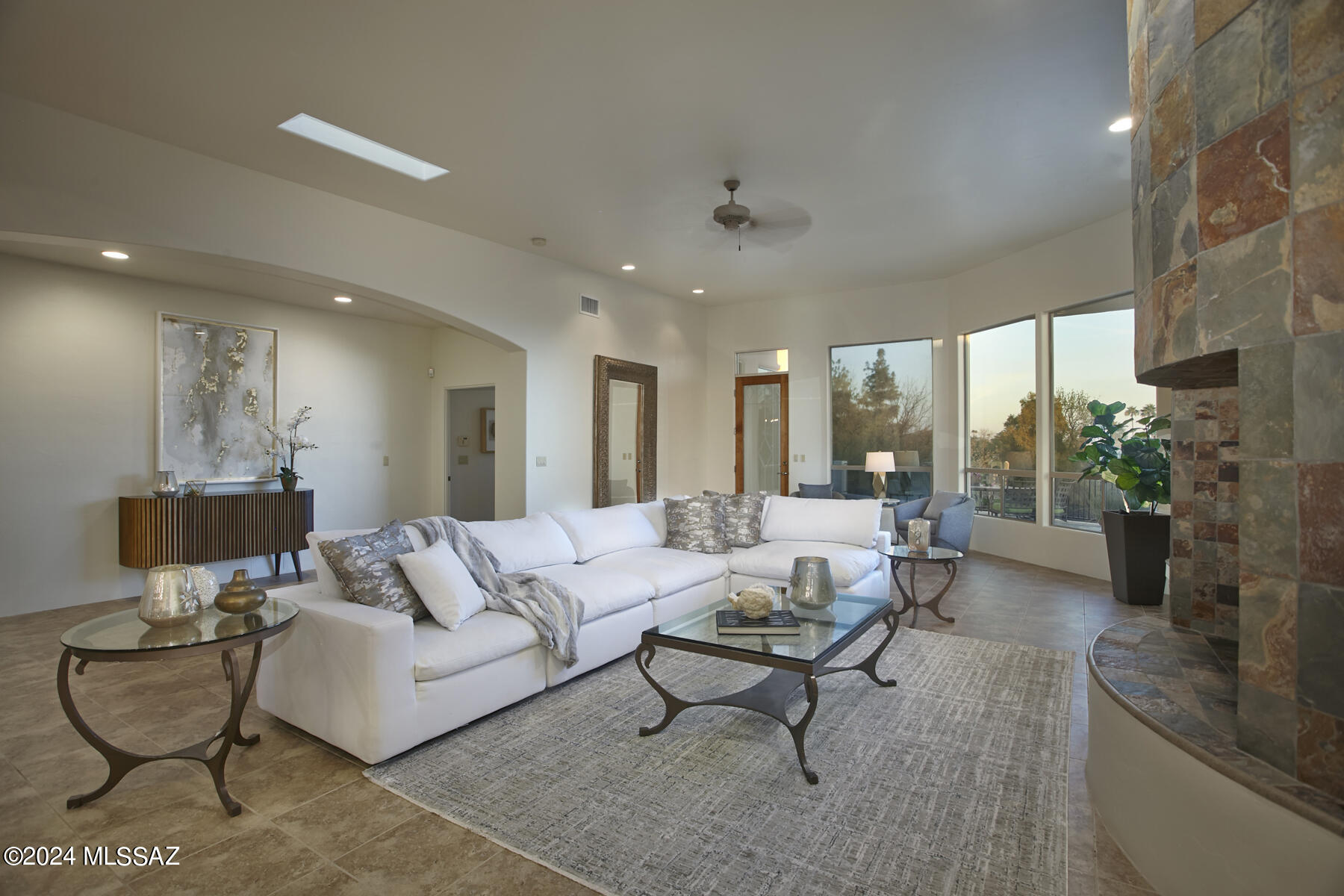 5140 E Calle Brillante