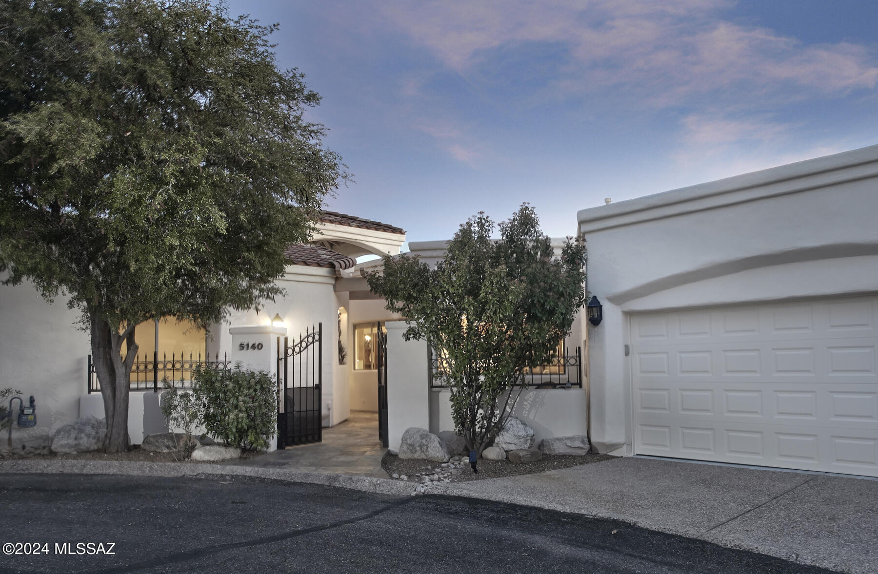 5140 E Calle Brillante