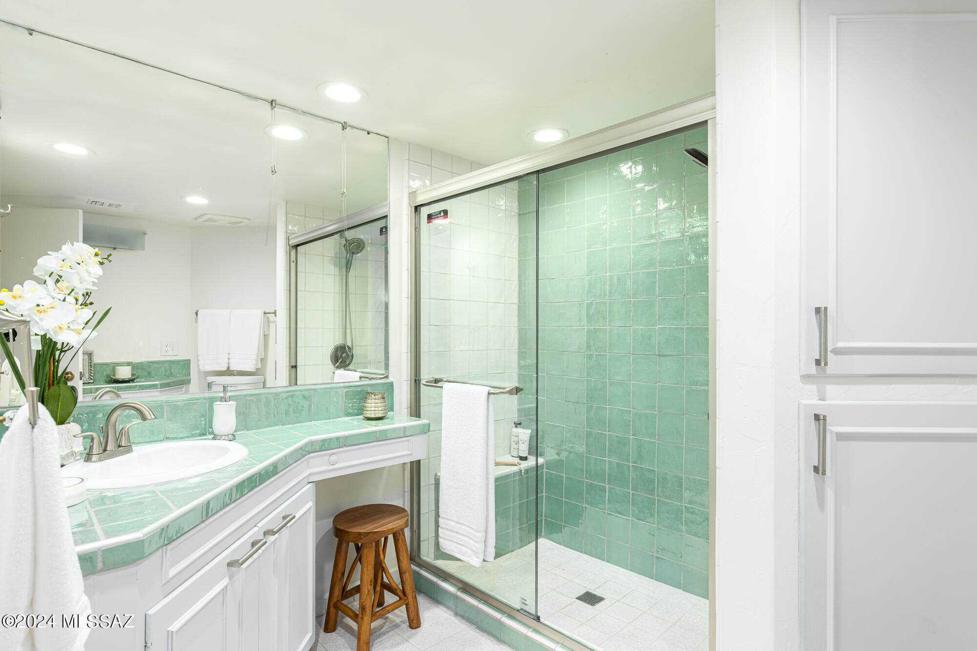 2600 E Skyline Drive 9