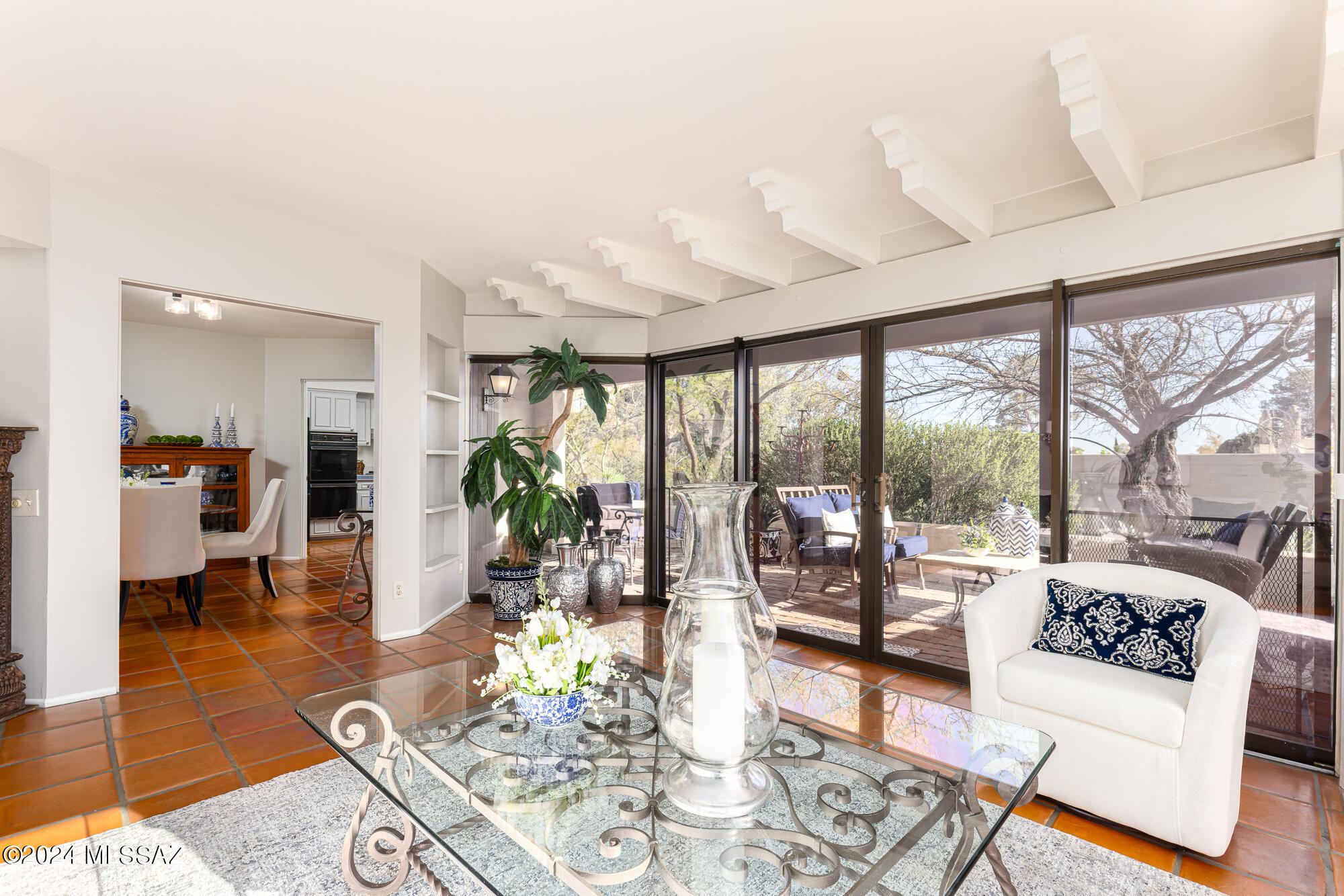 2600 E Skyline Drive 9