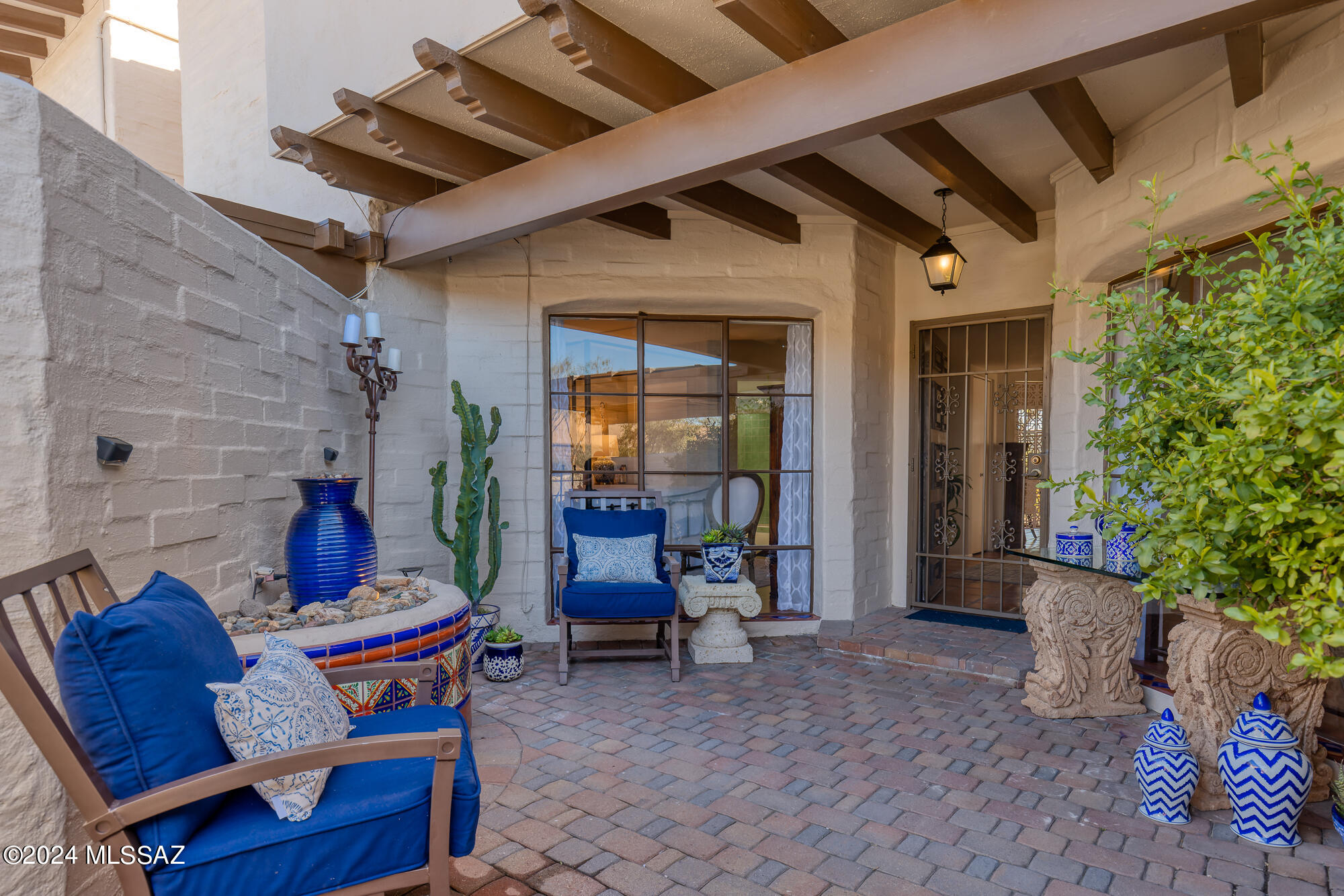 2600 E Skyline Drive 9
