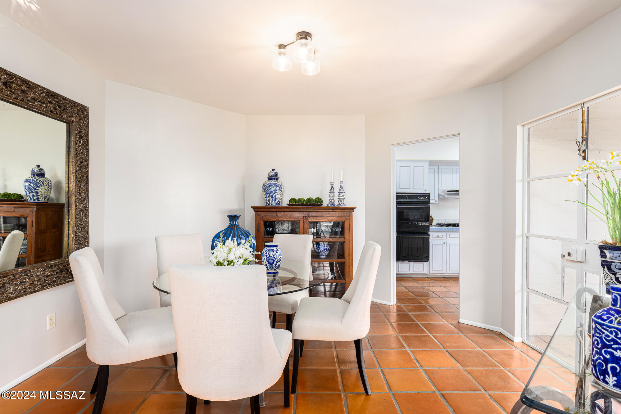 2600 E Skyline Drive 9