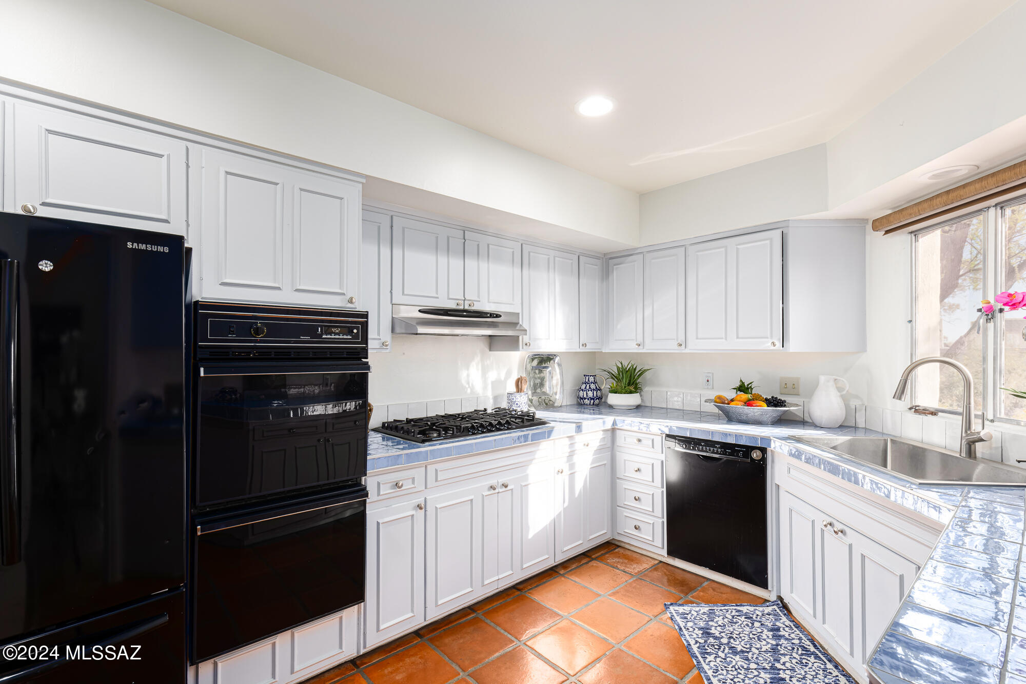 2600 E Skyline Drive 9