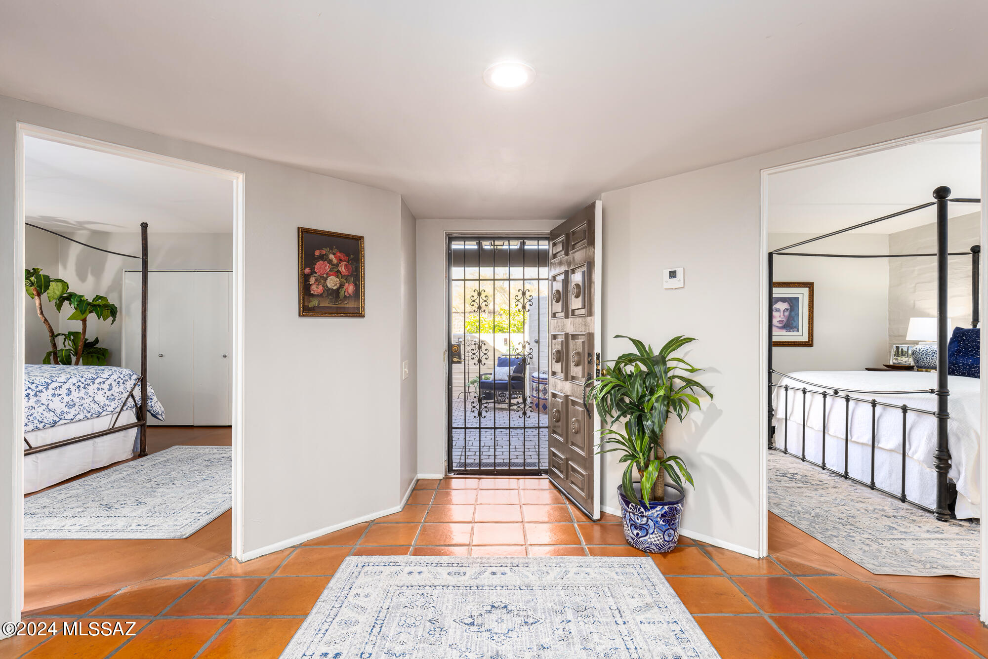 2600 E Skyline Drive 9