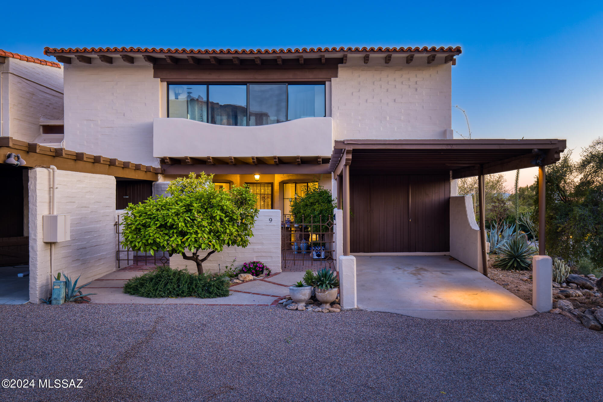 2600 E Skyline Drive 9