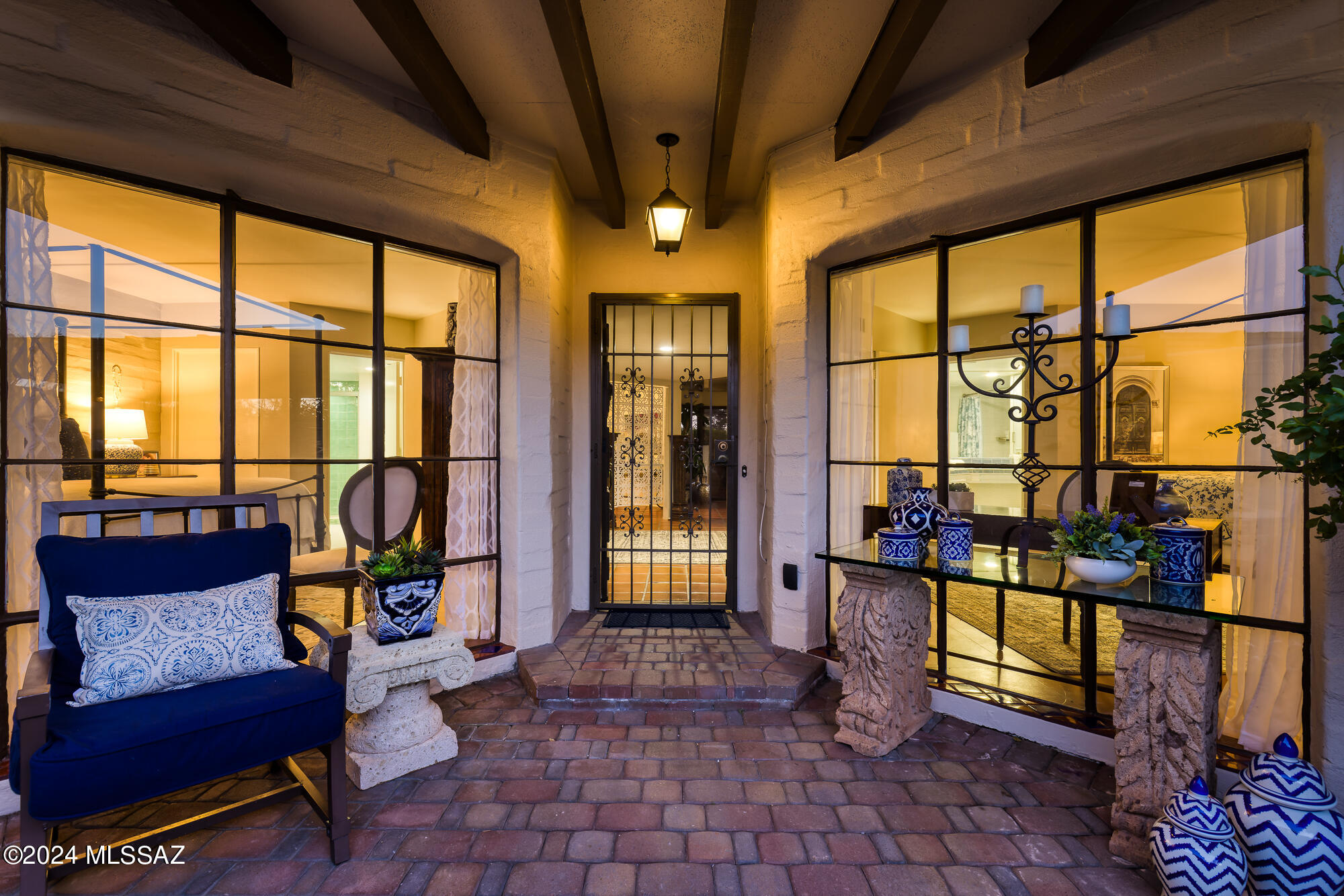 2600 E Skyline Drive 9