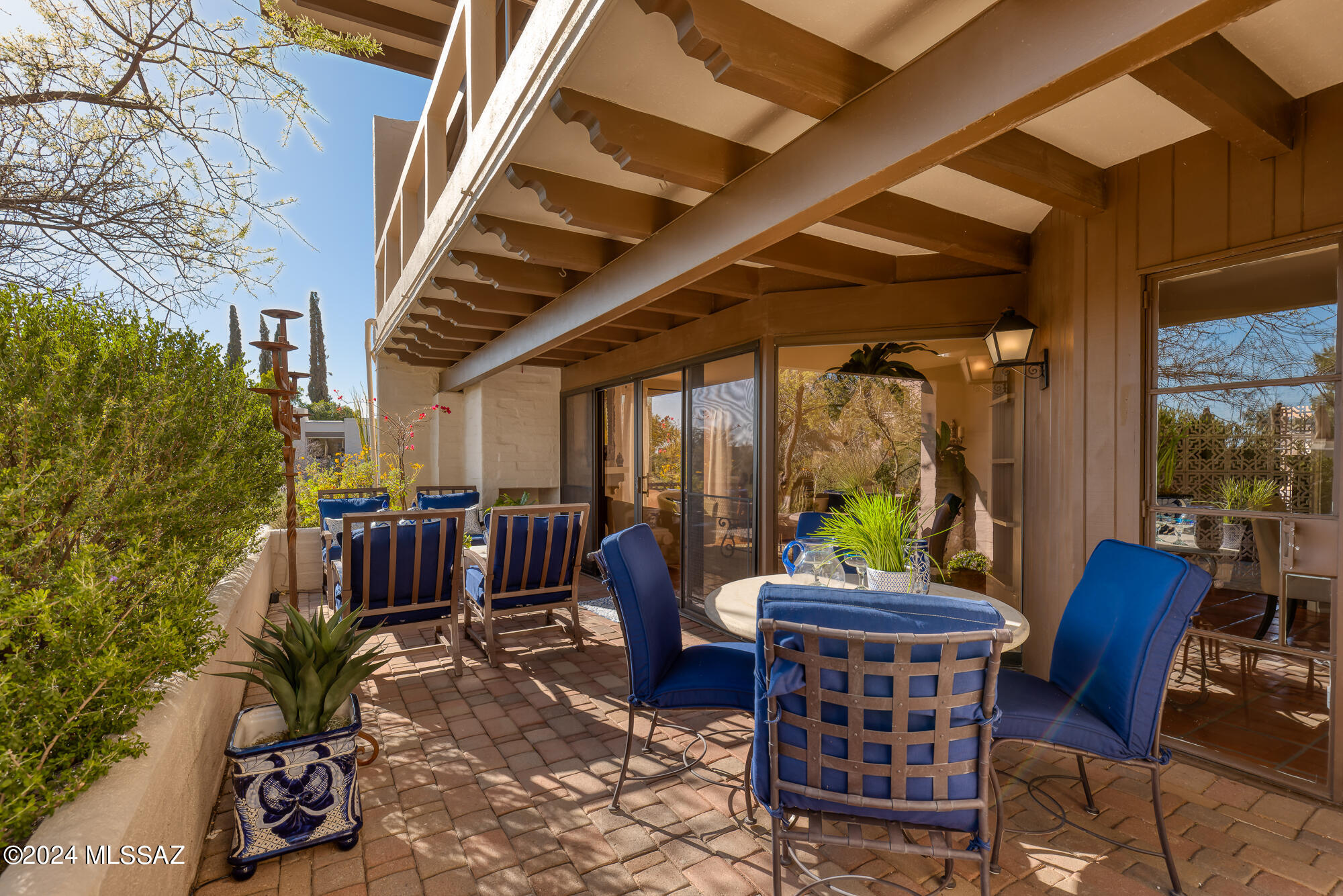 2600 E Skyline Drive 9