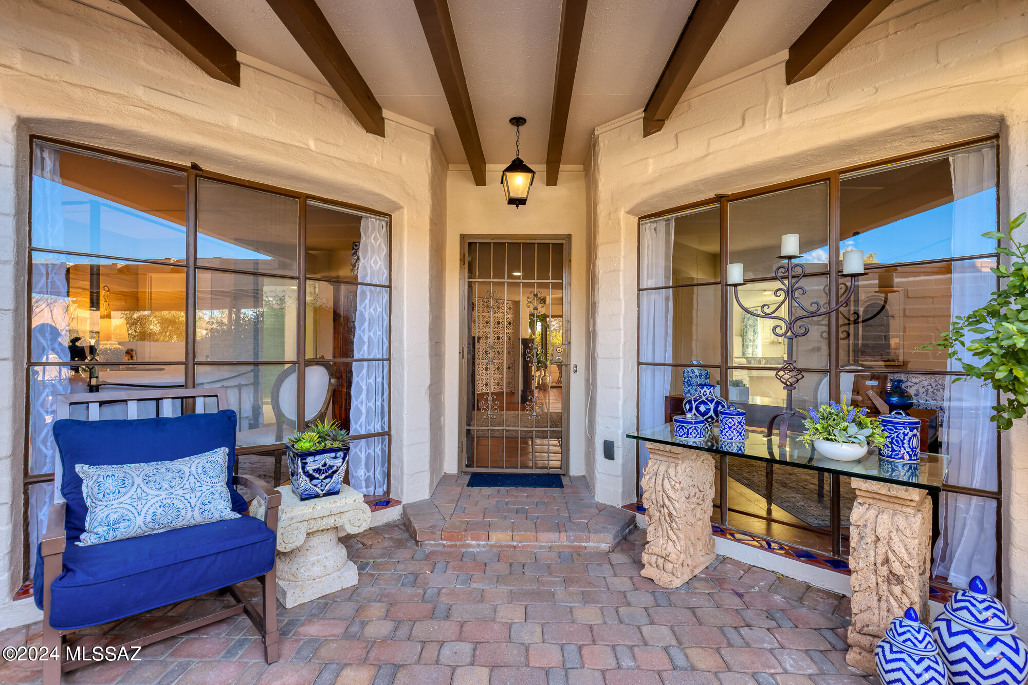 2600 E Skyline Drive 9