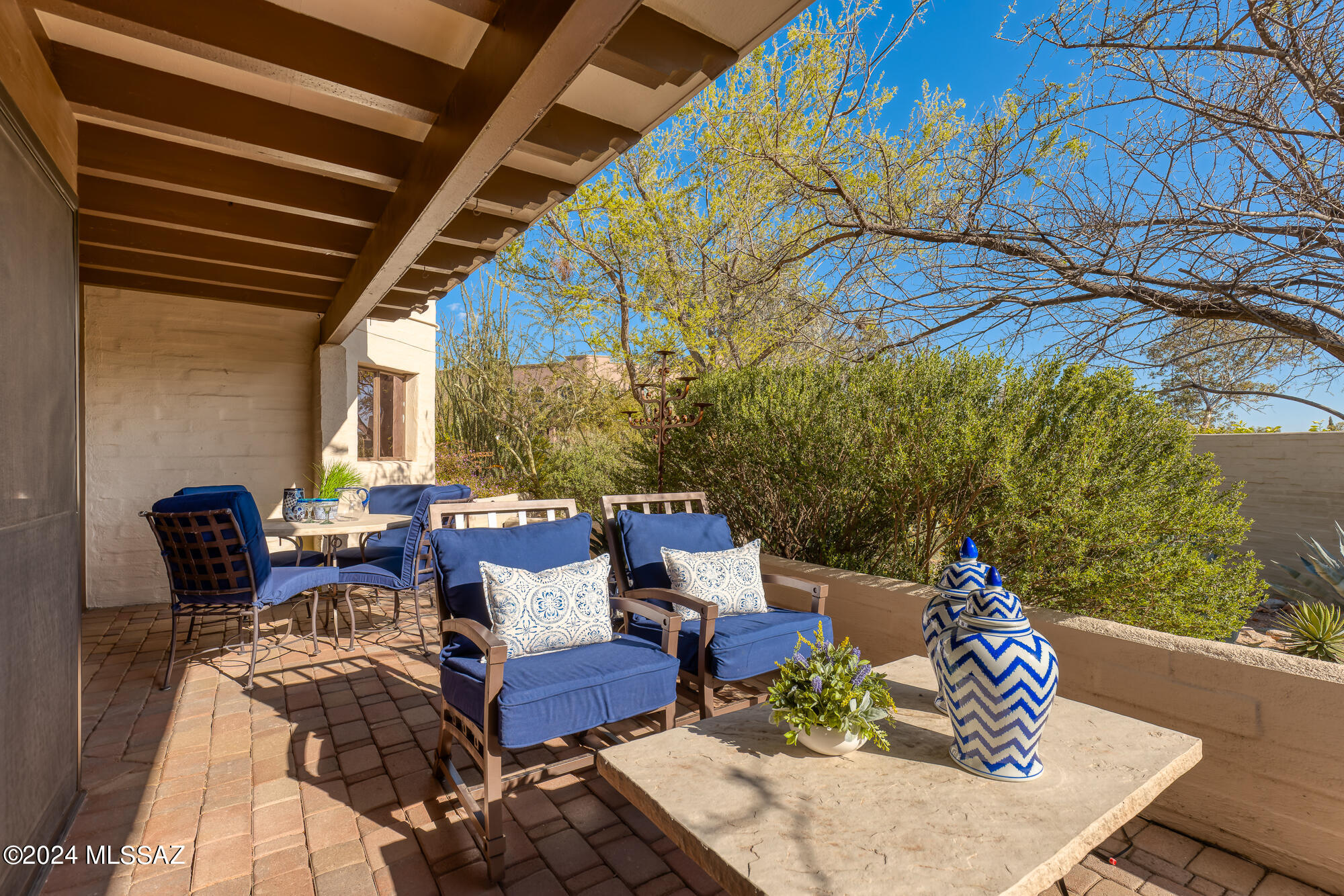 2600 E Skyline Drive 9