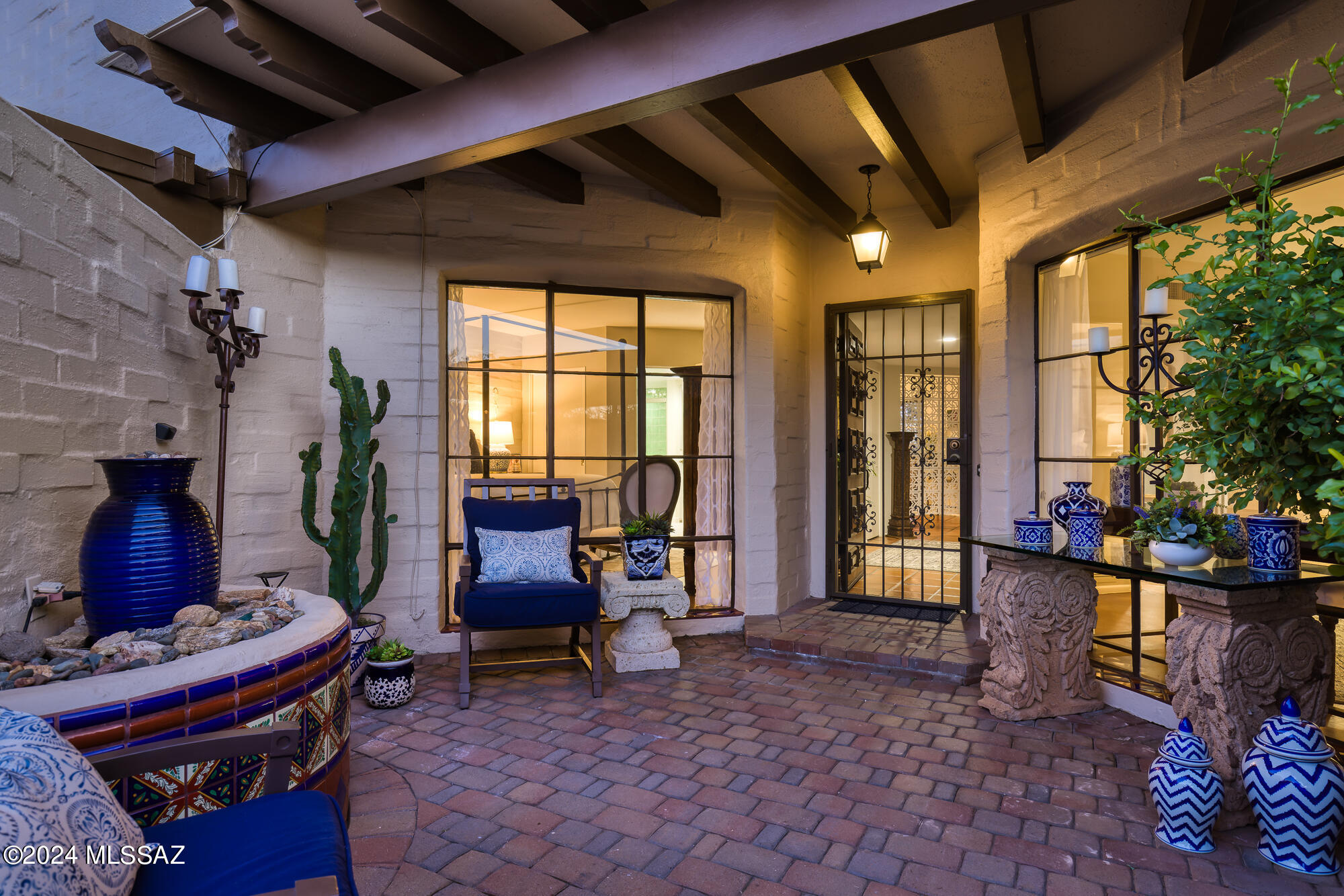 2600 E Skyline Drive 9