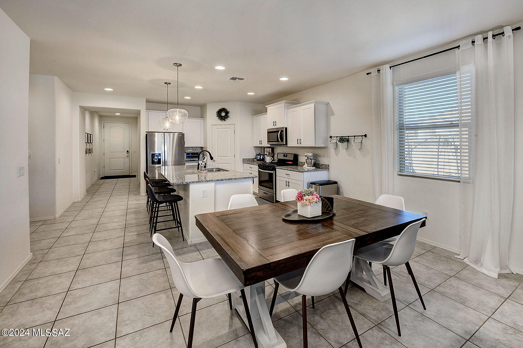 959 W Calle Nicoya