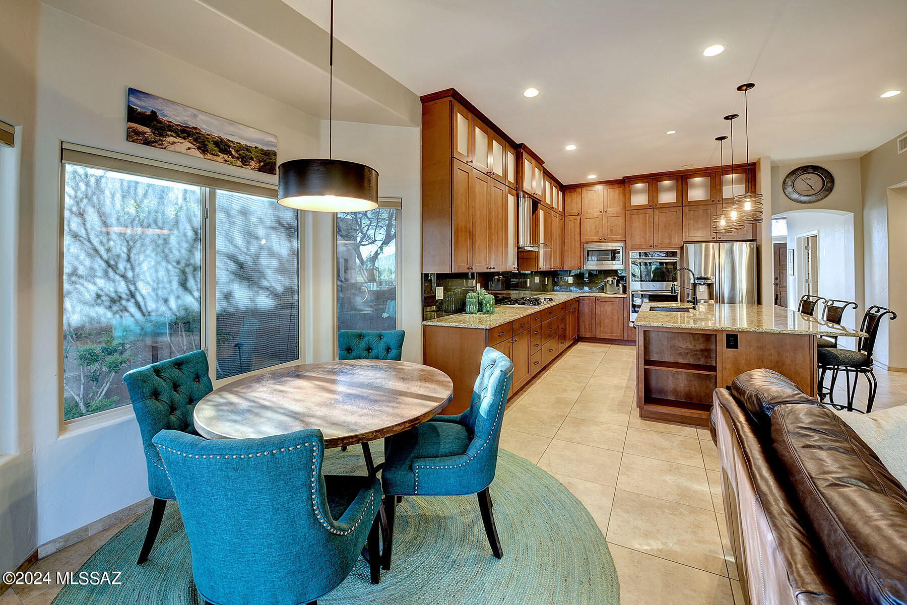 911 S Roundtail Place