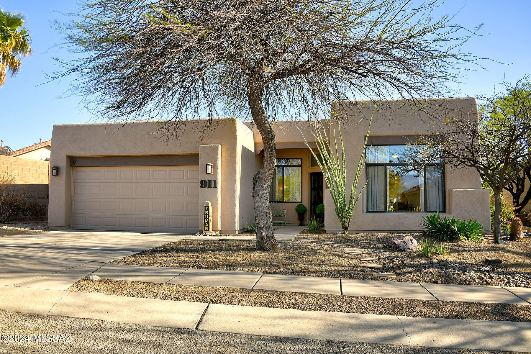 911 S Roundtail Place