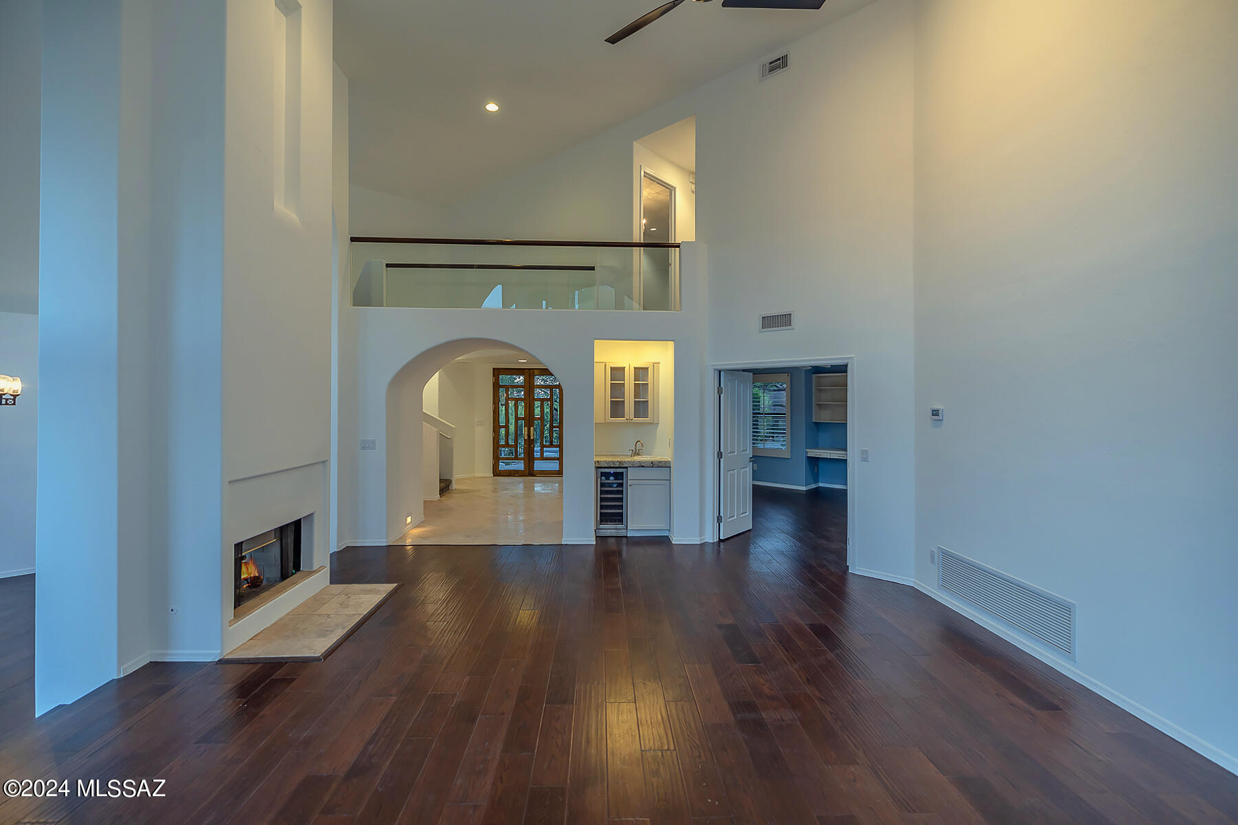 6212 N Desert Moon Loop